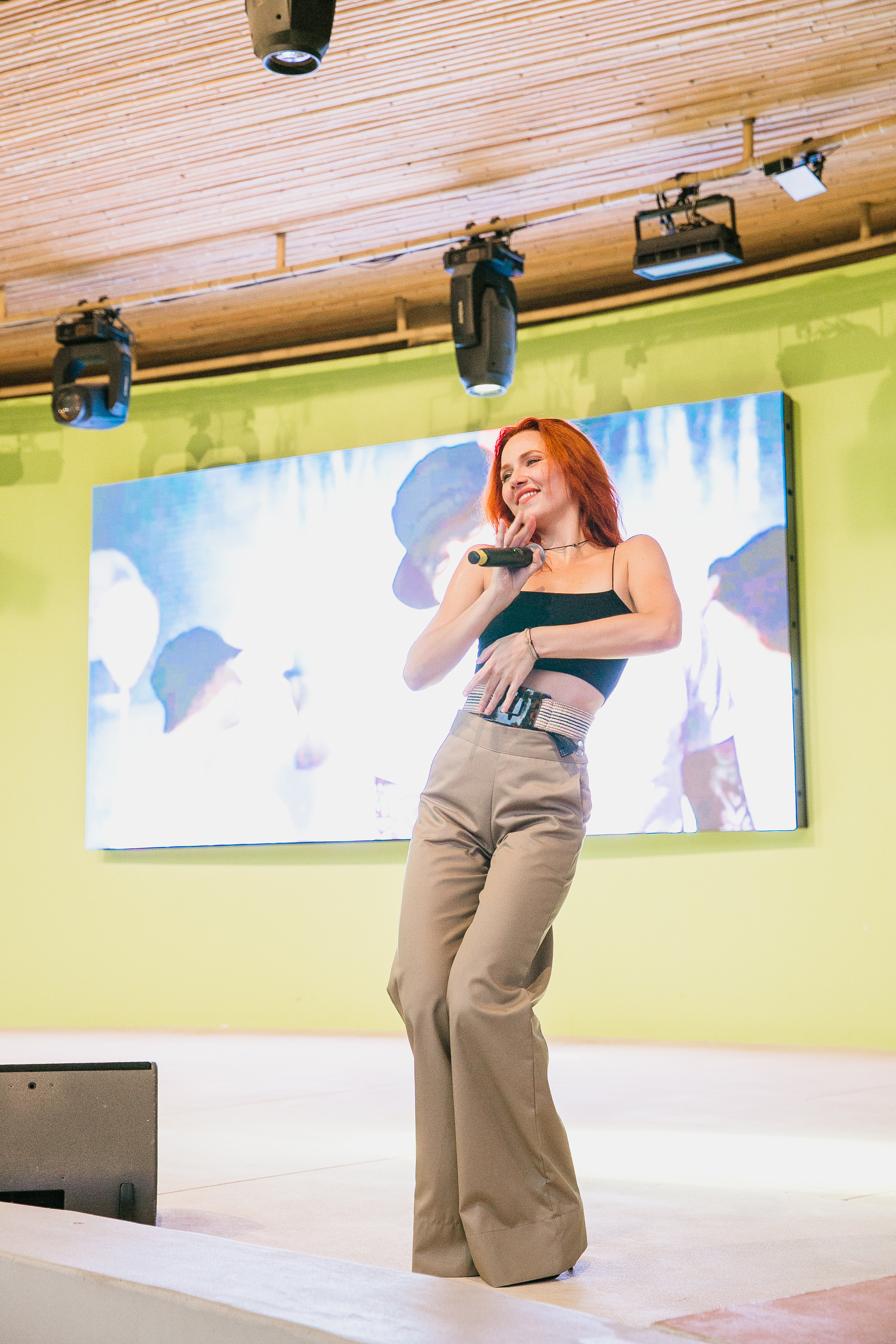 Показ AMORE Бангтао 30.09.23. Фотограф и видеограф Анна Домашенко