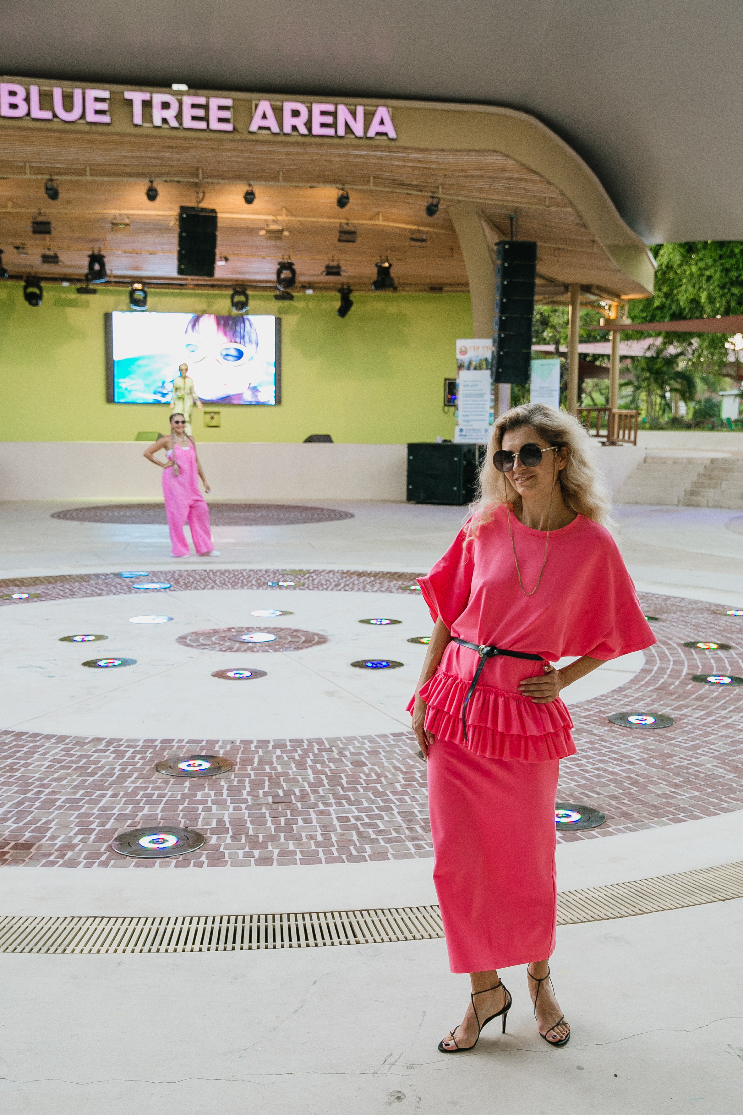 Показ AMORE Бангтао 30.09.23. Фотограф и видеограф Анна Домашенко