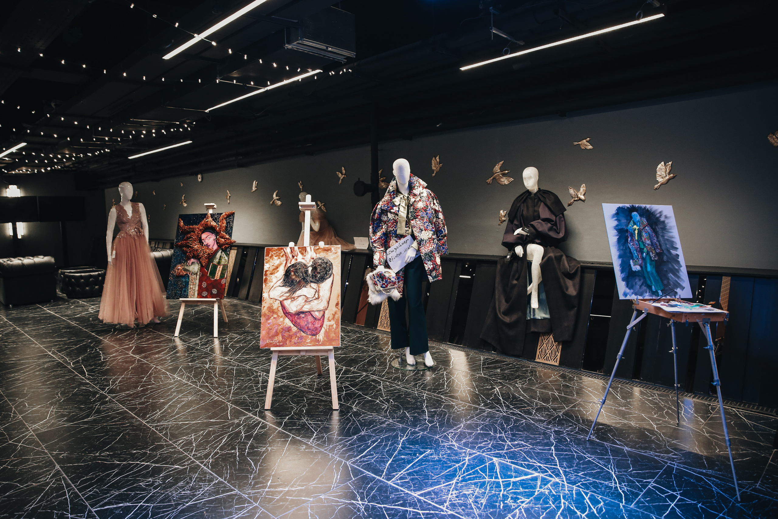 Показ ЯровитХолл. Фотограф и видеограф Анна Домашенко