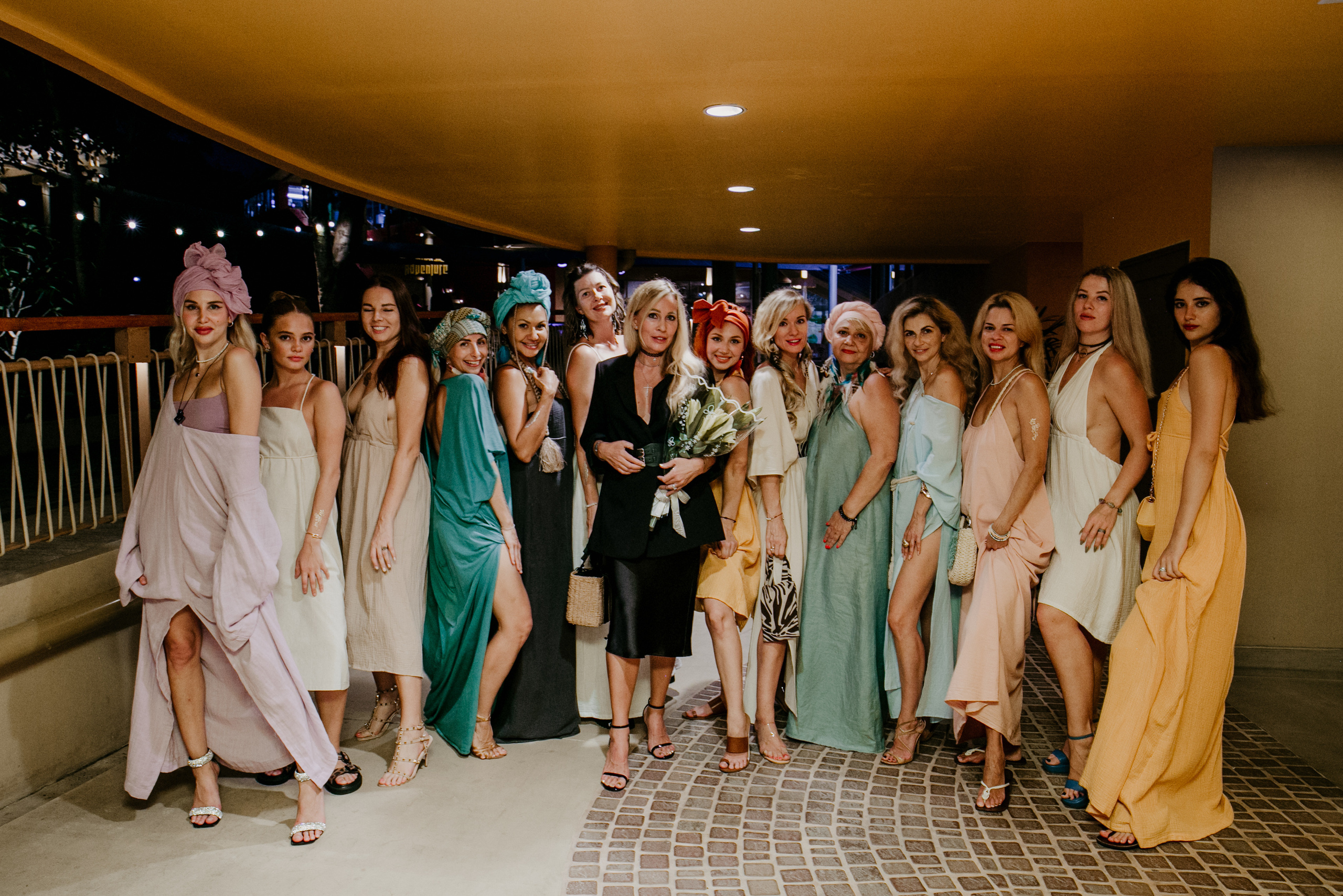 Показ AMORE Бангтао 30.09.23. Фотограф и видеограф Анна Домашенко