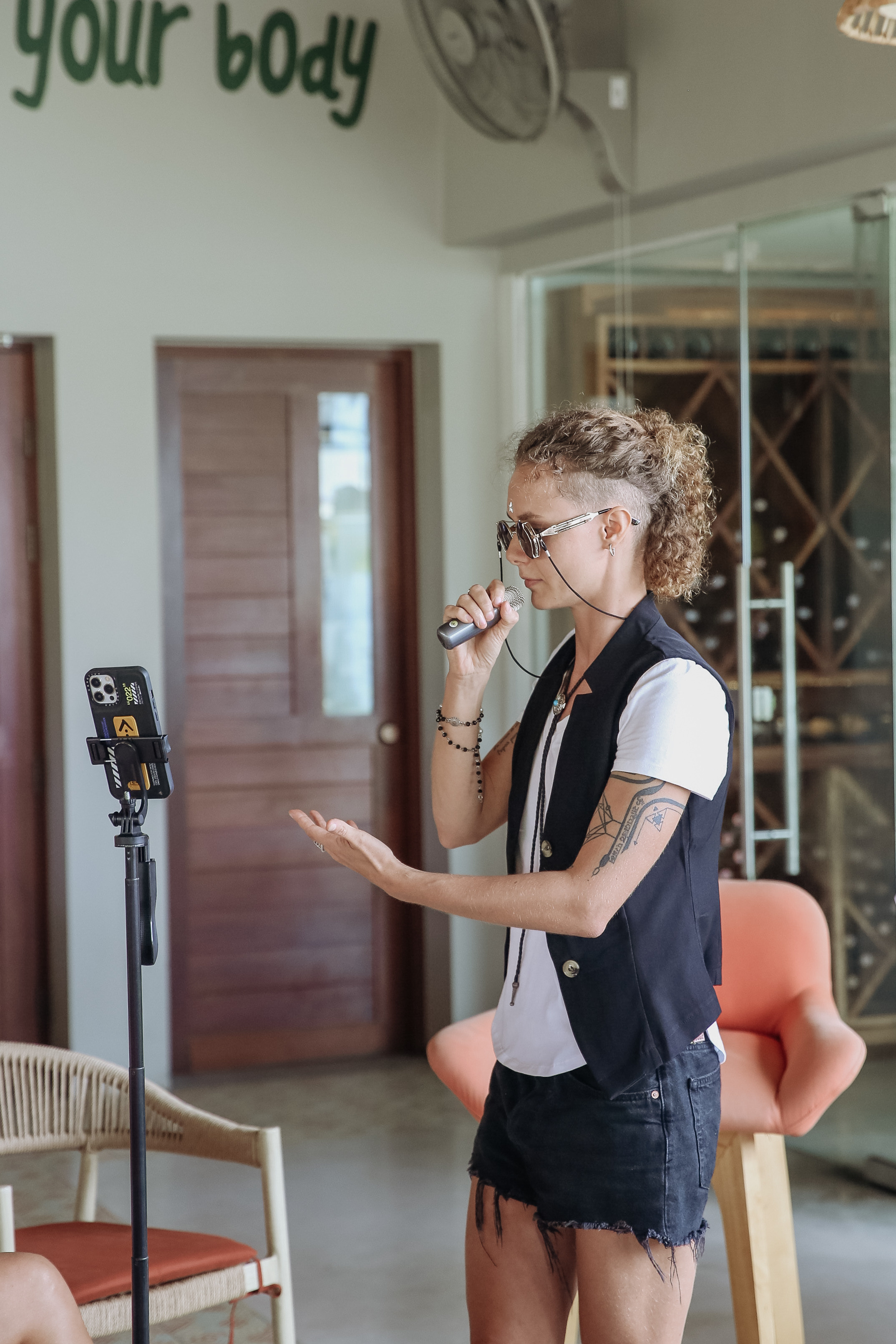 Завтрак женского клуба  Бангтао 10.08.23. Фотограф и видеограф Анна Домашенко