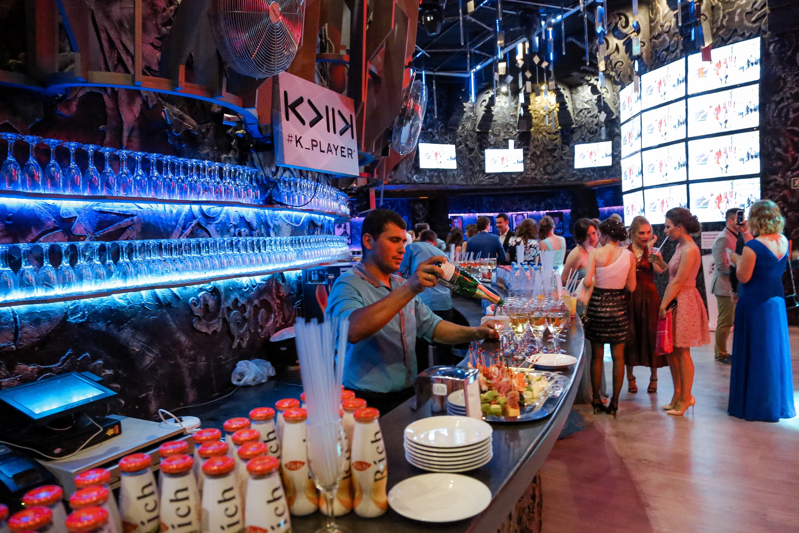 Выпускной 1 МЕД. Фотограф и видеограф Анна Домашенко