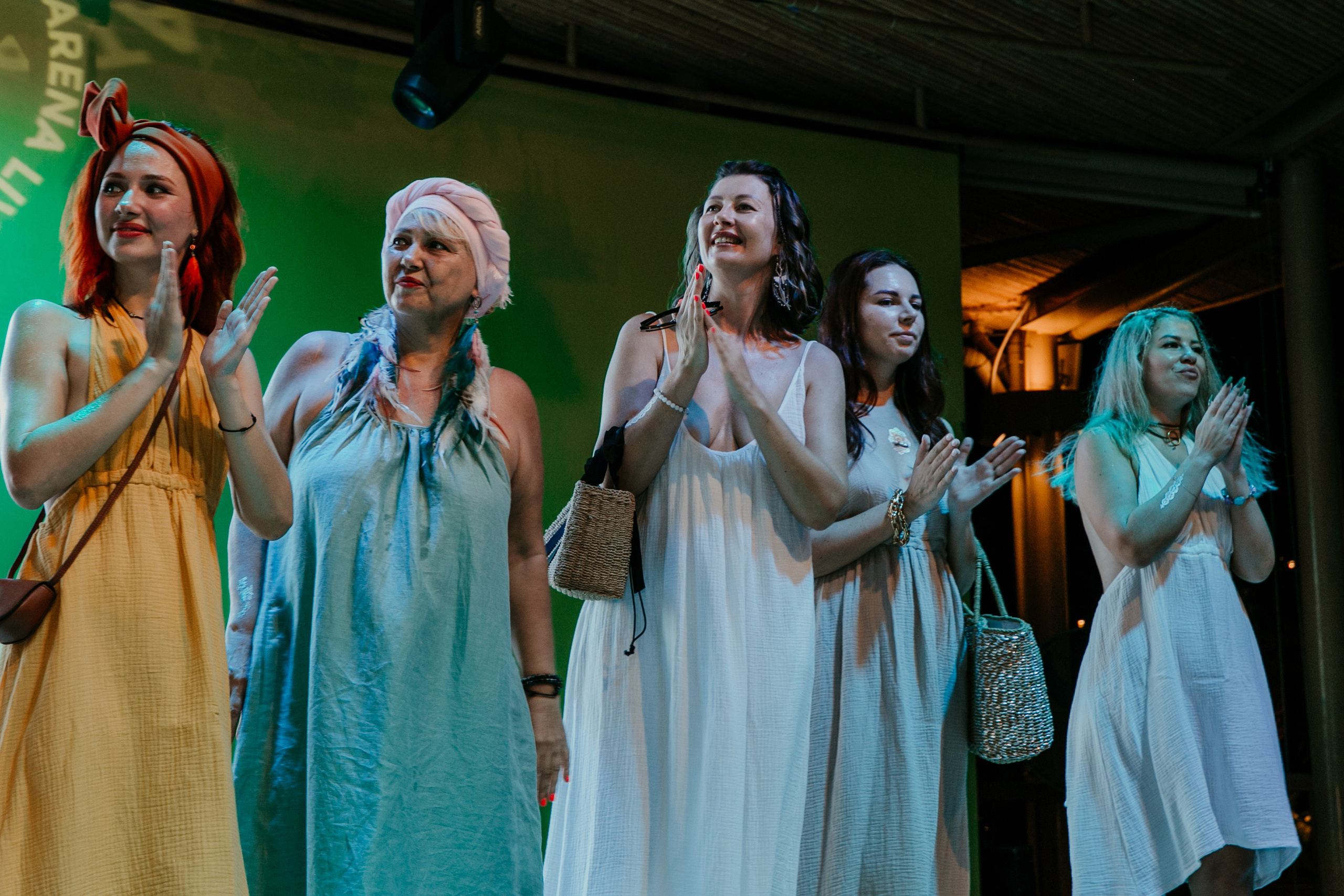 Показ AMORE Бангтао 30.09.23. Фотограф и видеограф Анна Домашенко