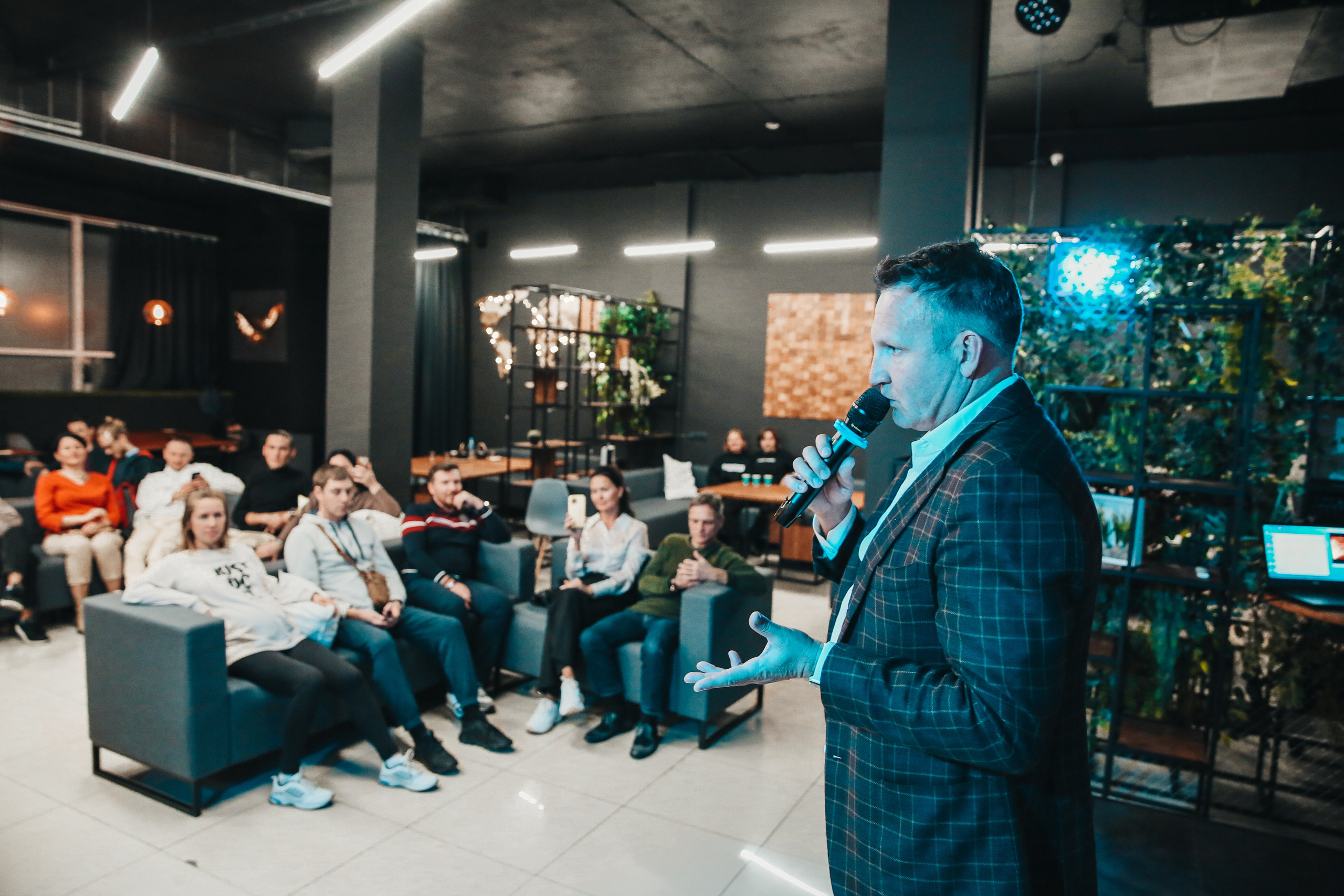 Нетворкинг Сочи. Фотограф и видеограф Анна Домашенко