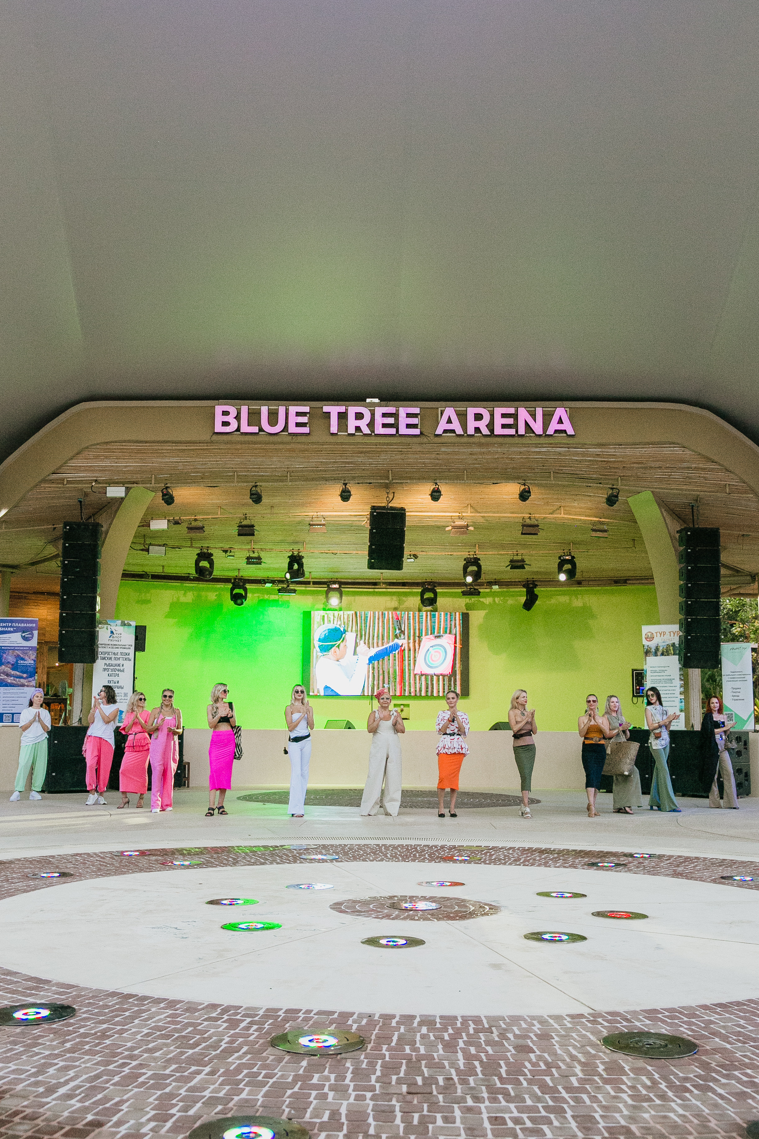 Показ AMORE Бангтао 30.09.23. Фотограф и видеограф Анна Домашенко