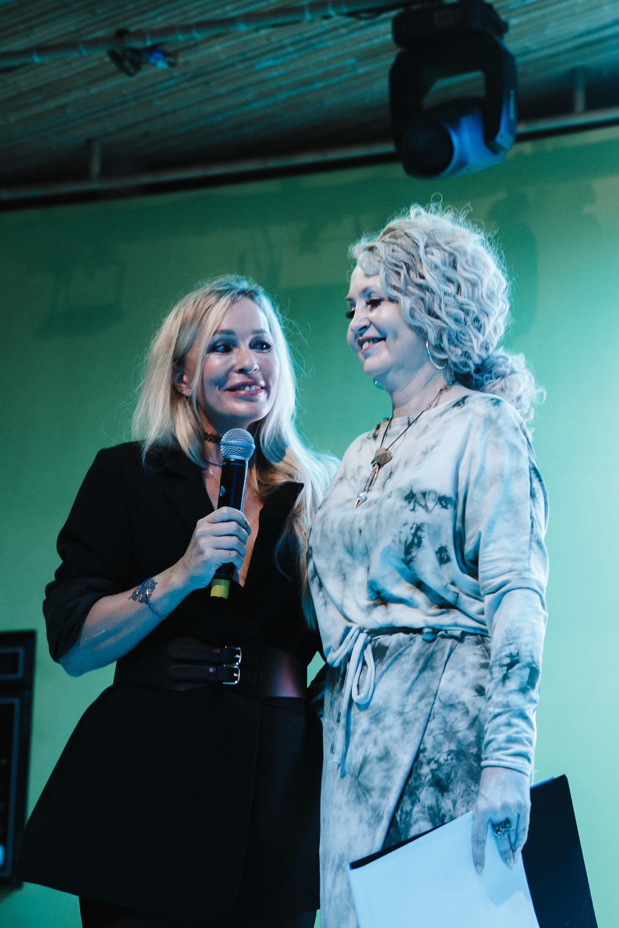 Показ AMORE Бангтао 30.09.23. Фотограф и видеограф Анна Домашенко