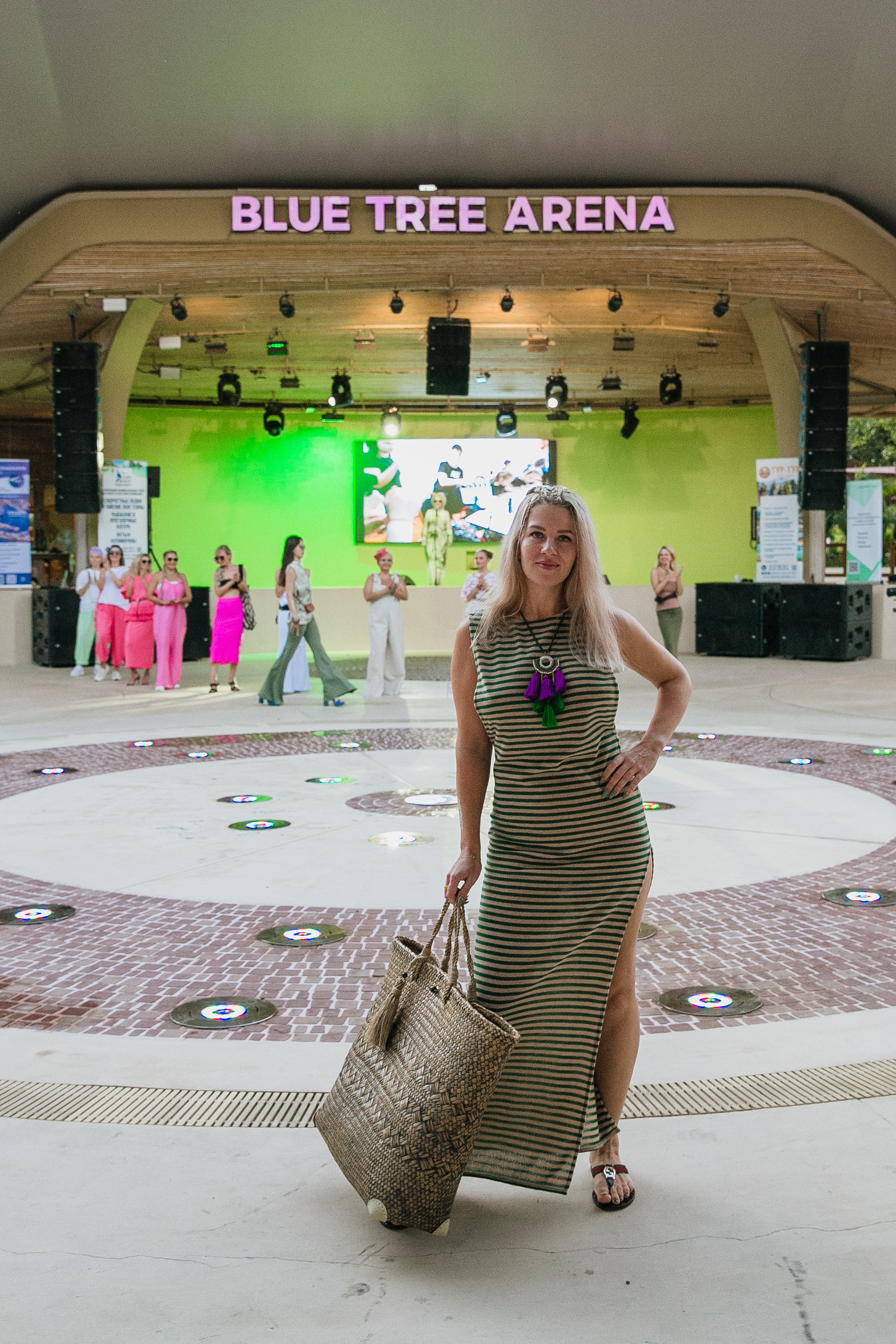 Показ AMORE Бангтао 30.09.23. Фотограф и видеограф Анна Домашенко