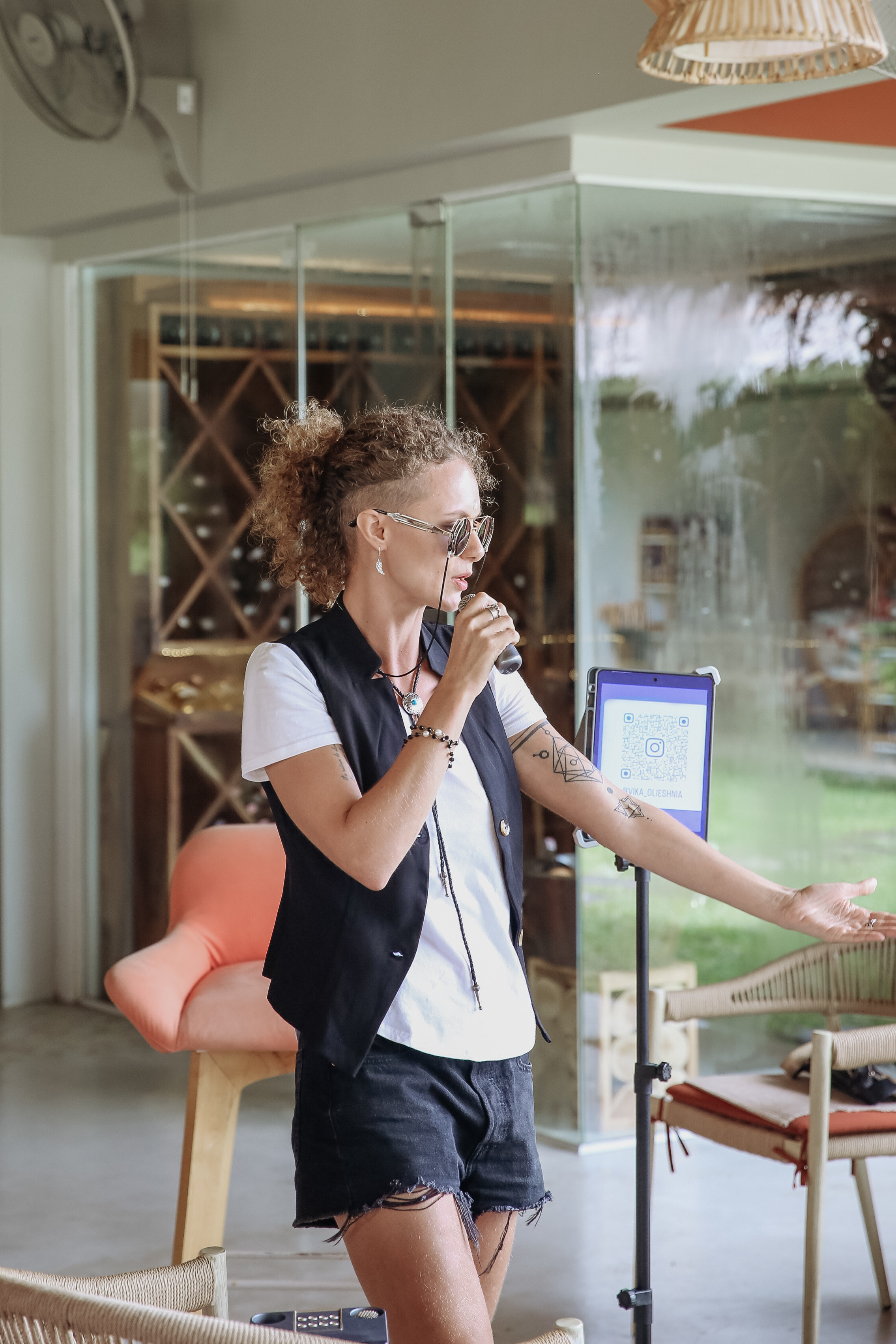 Завтрак женского клуба  Бангтао 10.08.23. Фотограф и видеограф Анна Домашенко