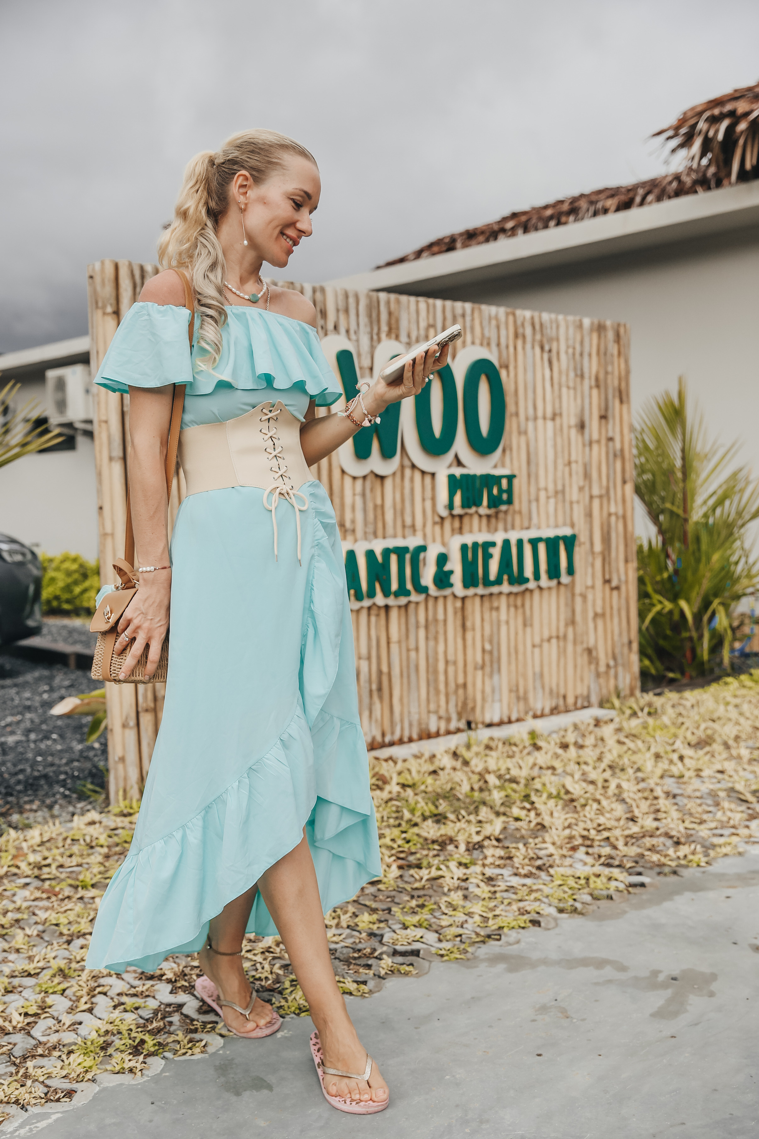 Завтрак женского клуба  Бангтао 10.08.23. Фотограф и видеограф Анна Домашенко