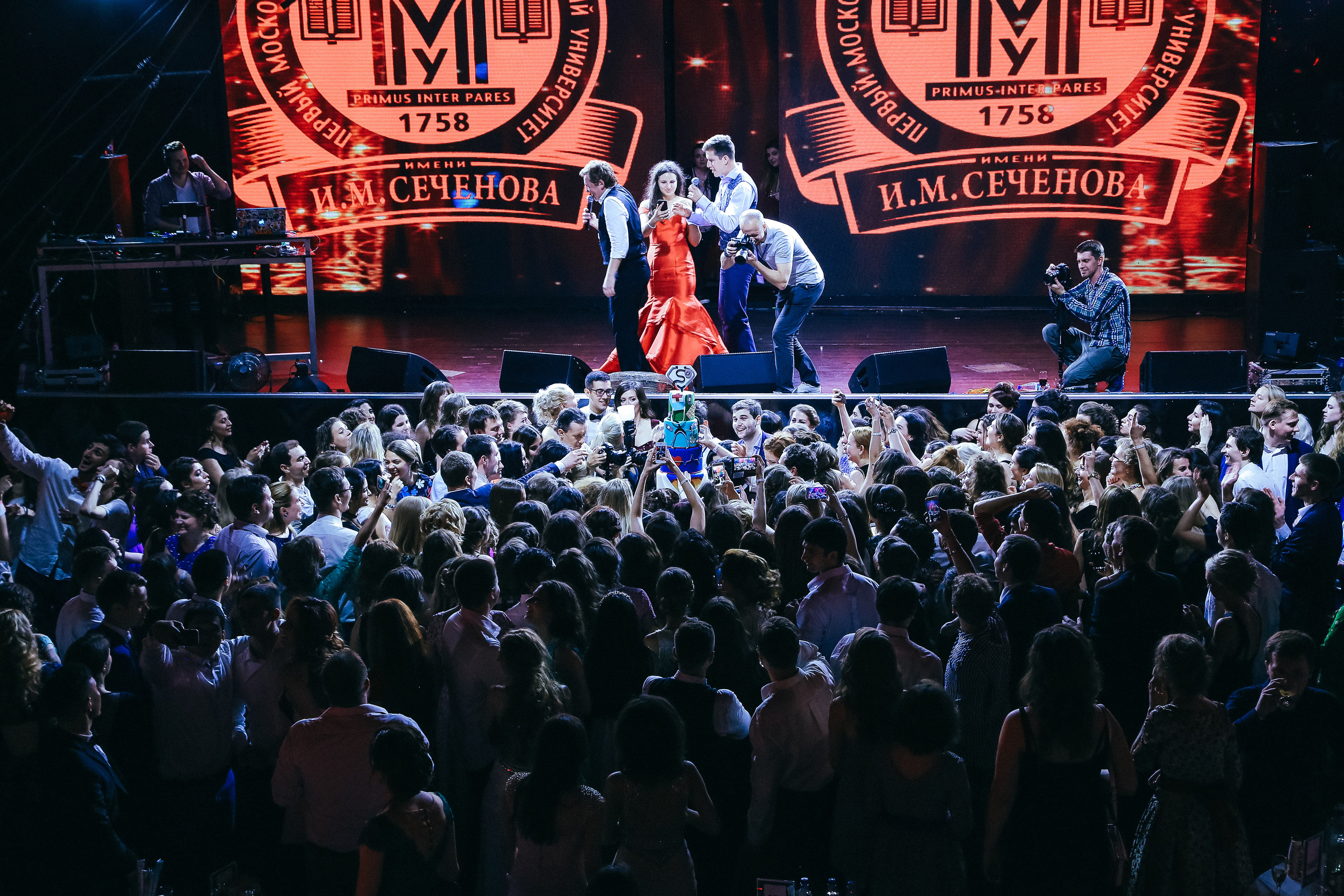 Выпускной 1 МЕД. Фотограф и видеограф Анна Домашенко