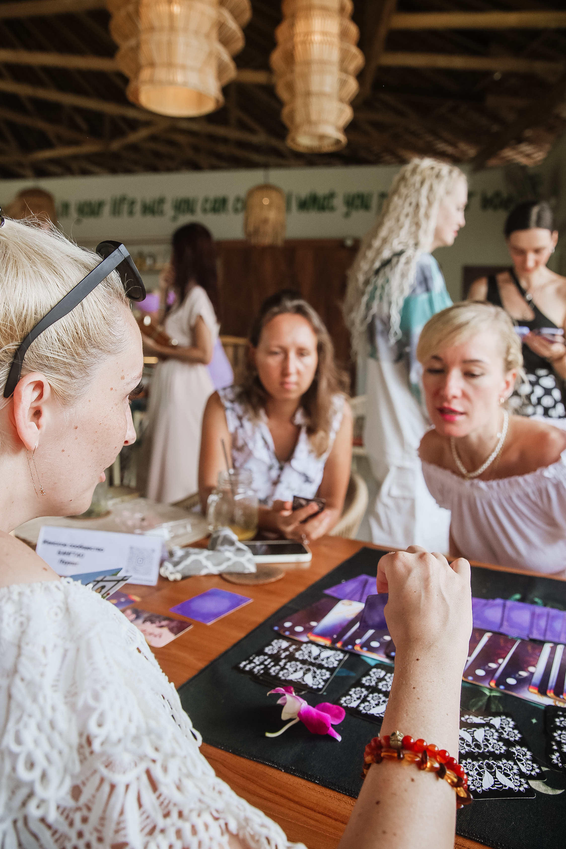 Завтрак женского клуба на Бангтао 3.08.23. Фотограф и видеограф Анна Домашенко