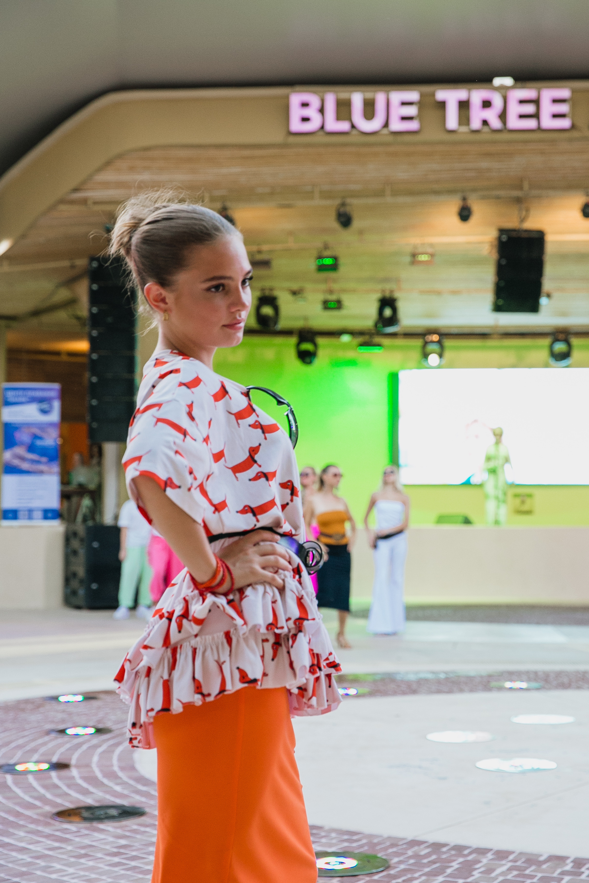 Показ AMORE Бангтао 30.09.23. Фотограф и видеограф Анна Домашенко