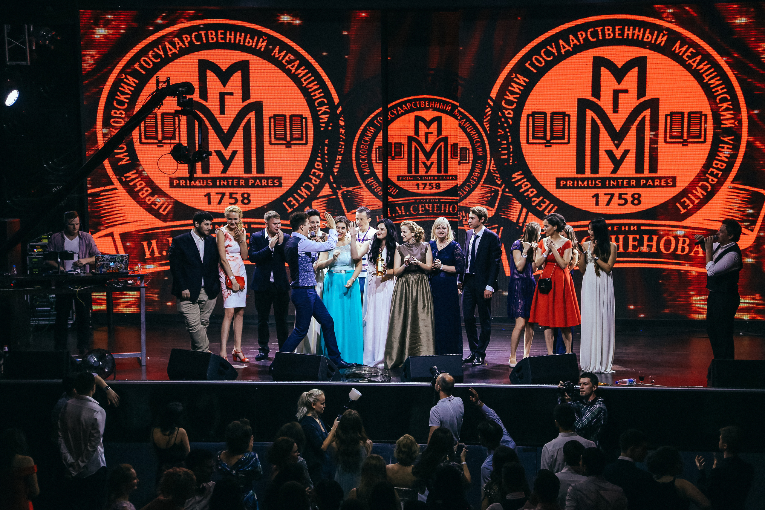 Выпускной 1 МЕД. Фотограф и видеограф Анна Домашенко