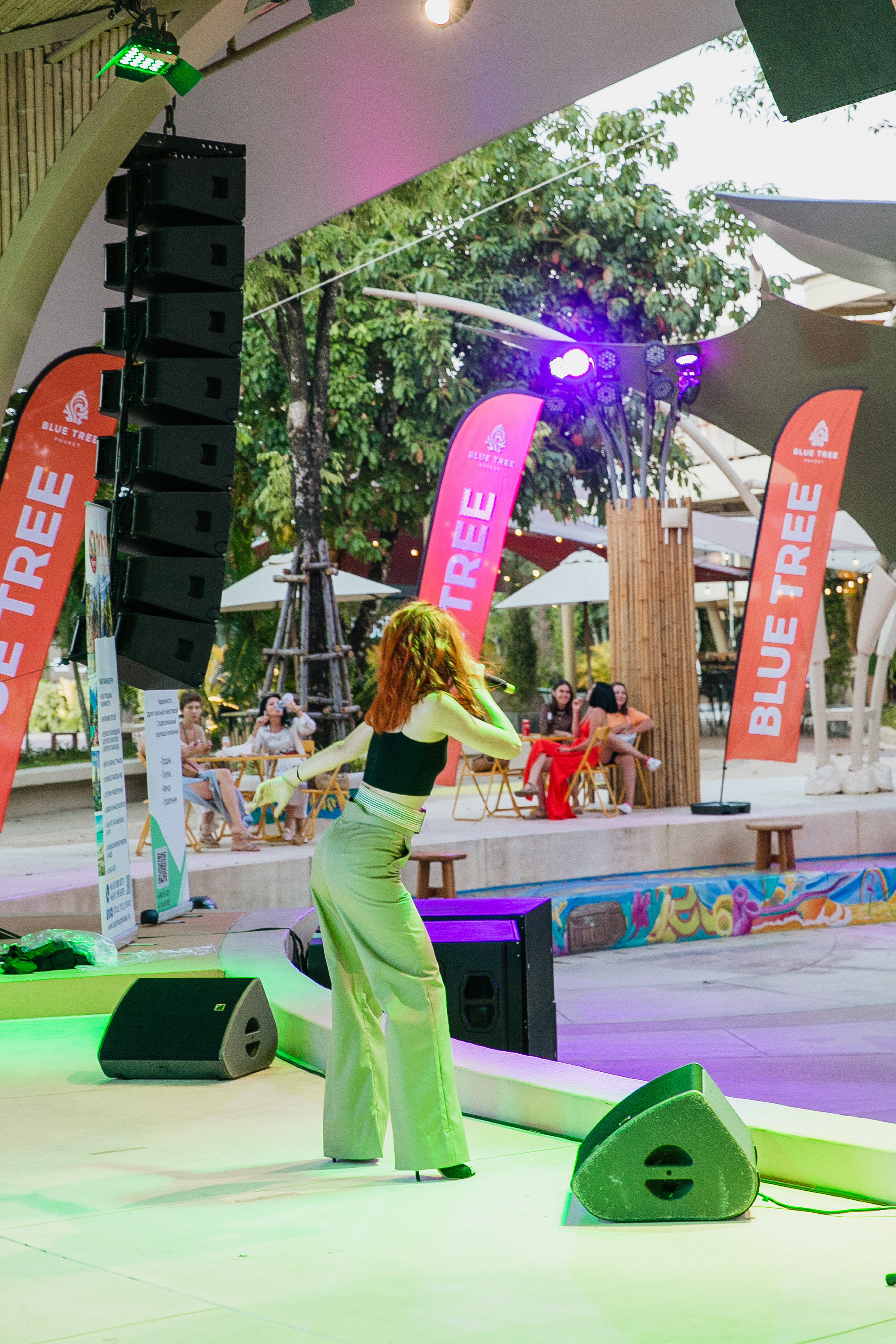 Показ AMORE Бангтао 30.09.23. Фотограф и видеограф Анна Домашенко