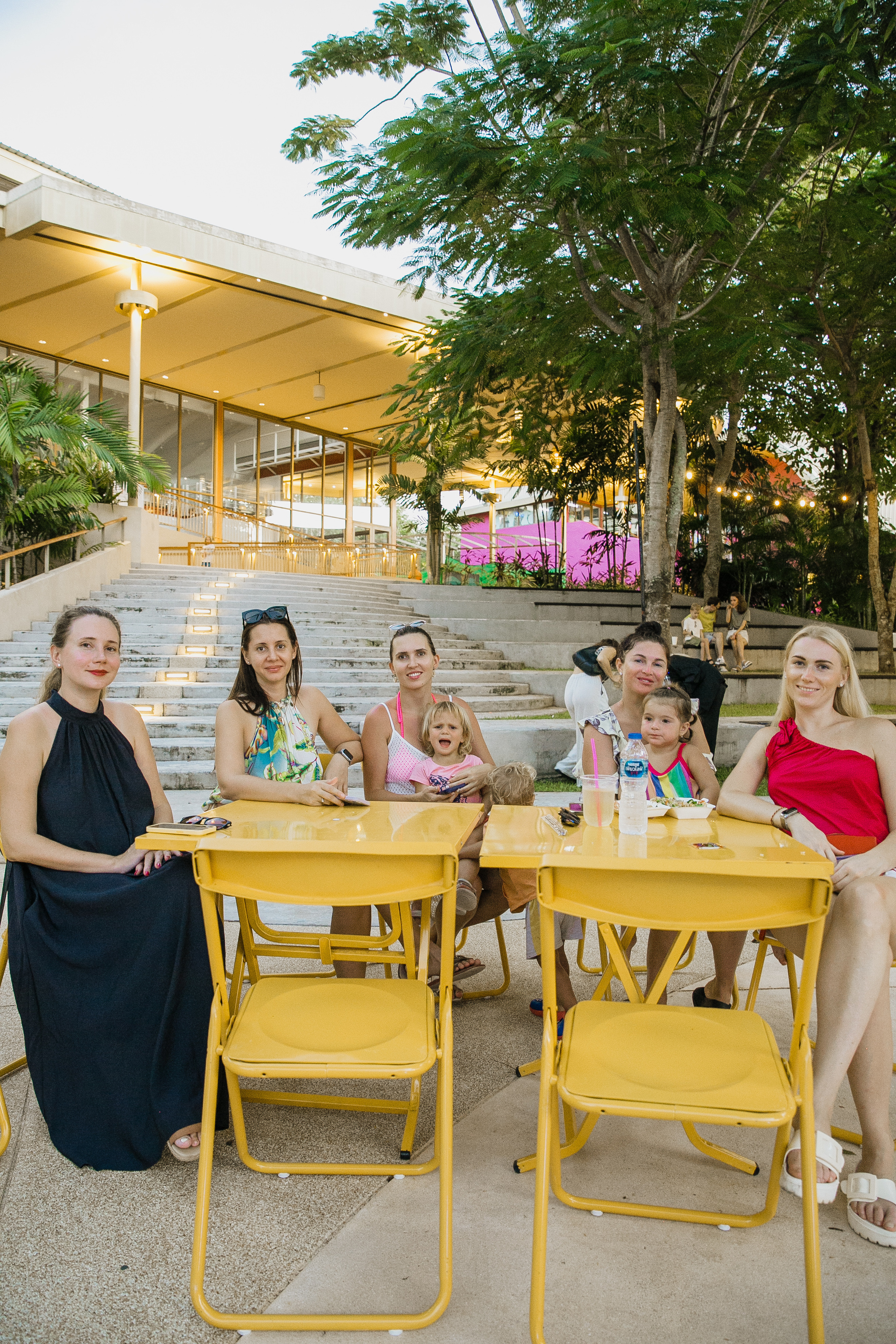 Показ AMORE Бангтао 30.09.23. Фотограф и видеограф Анна Домашенко