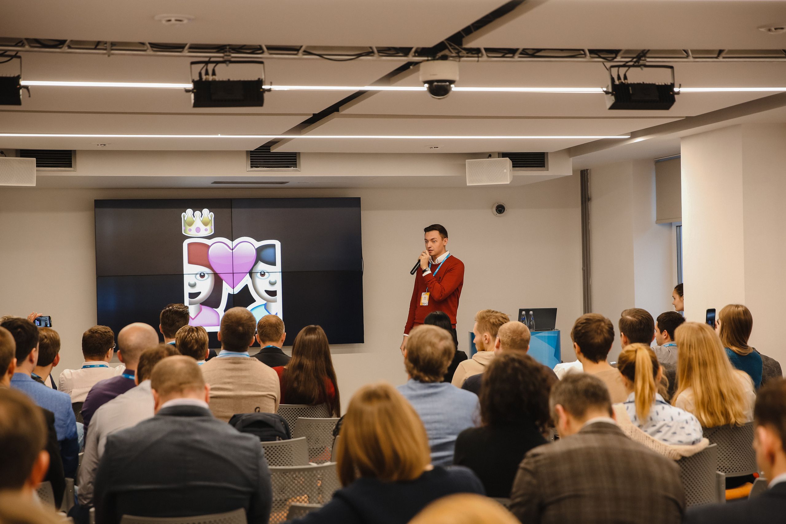 ФРИИ конференция. Фотограф и видеограф Анна Домашенко