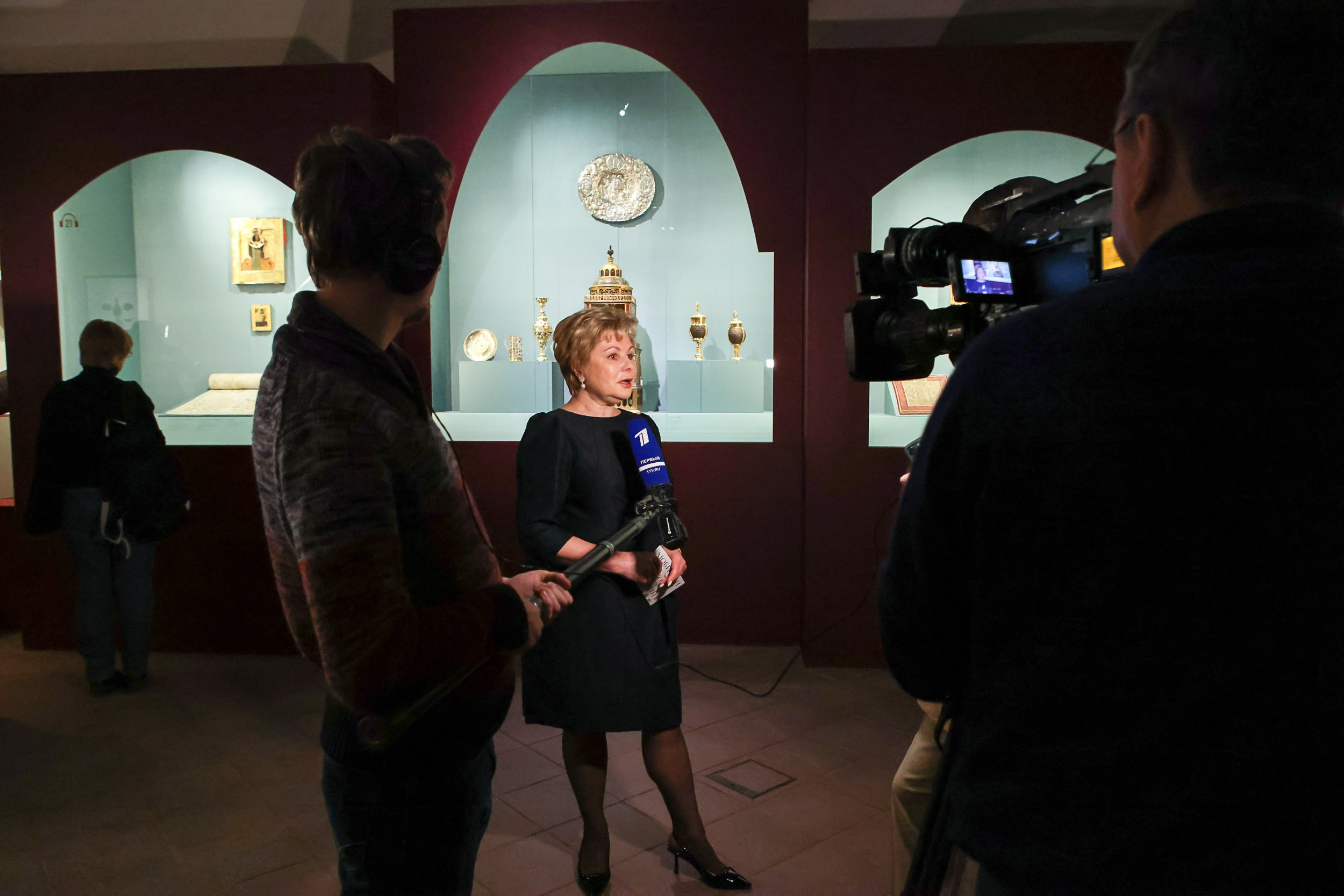 Кремль. Любители родной истории. Репортажный, архитектурный, театральный и файн-арт фотограф Лена Мельникова в Москве