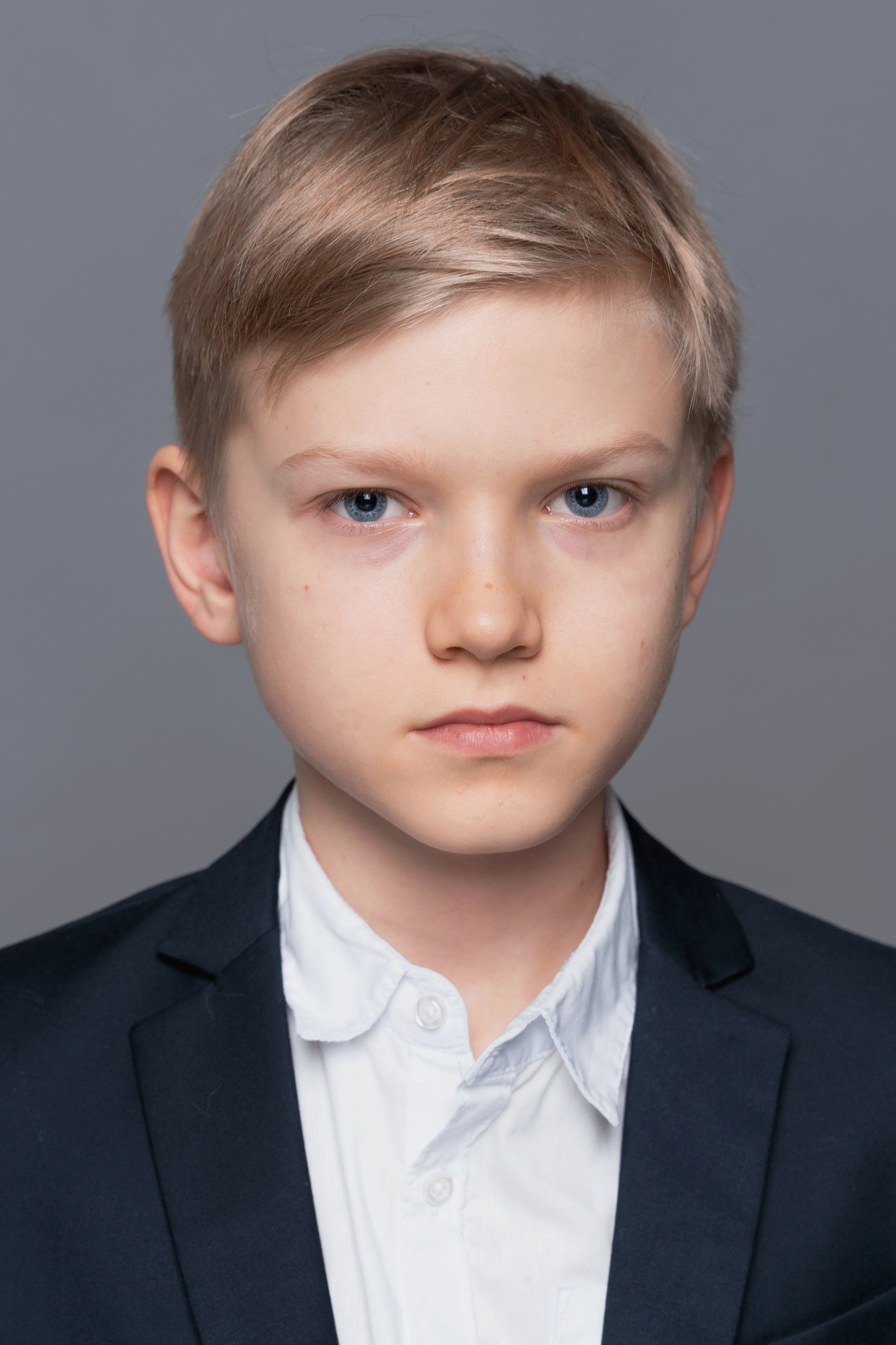 МИРОН. Портретный фотограф. Актёрское портфолио