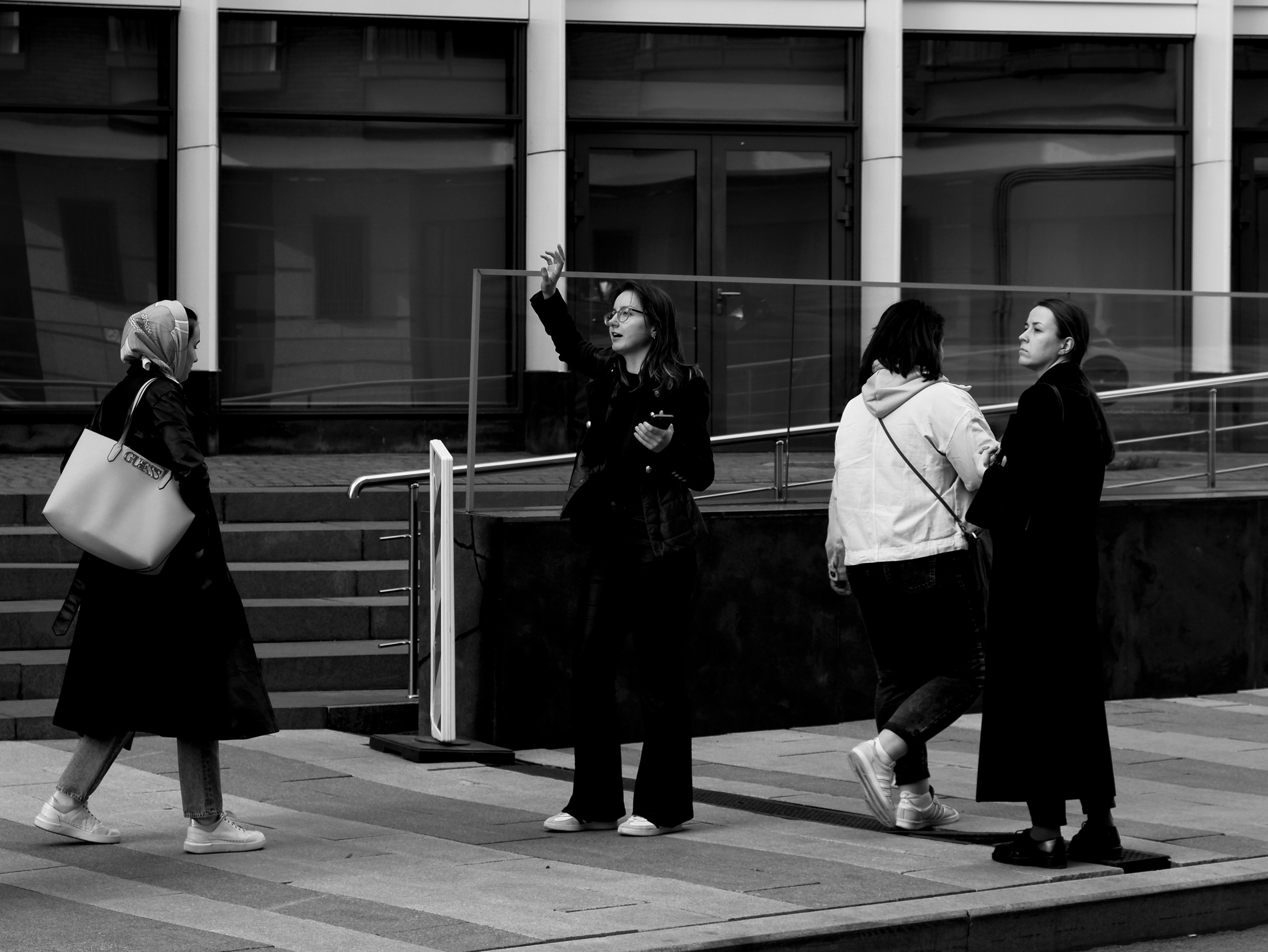 Прогулки с архитектором x A-House. Михаил Мулач | Архитектурный фотограф