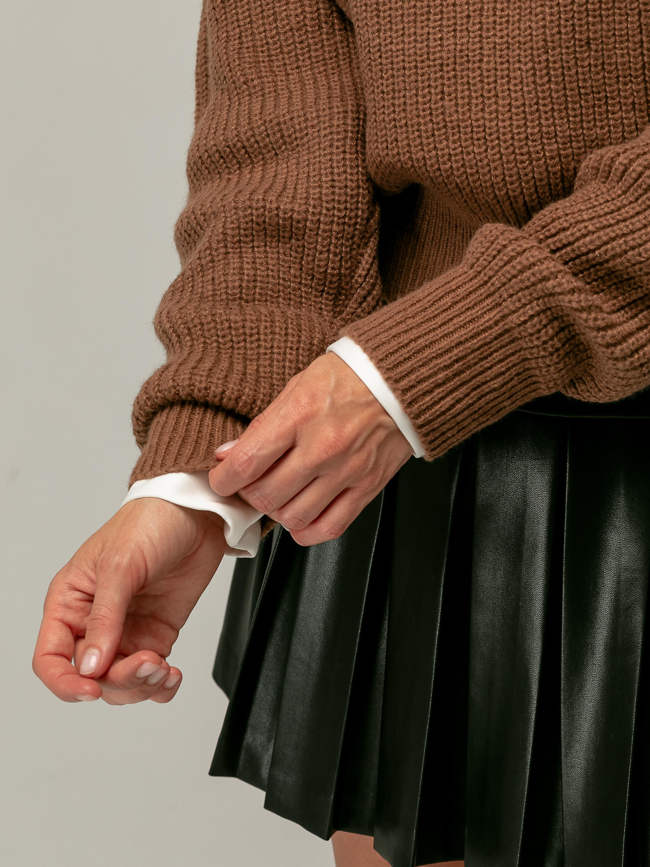 Каталожная фотосессия свитеров для WILDBERRIES. Семейный и свадебный фотограф в Санкт-Петербурге Таша Семёнова