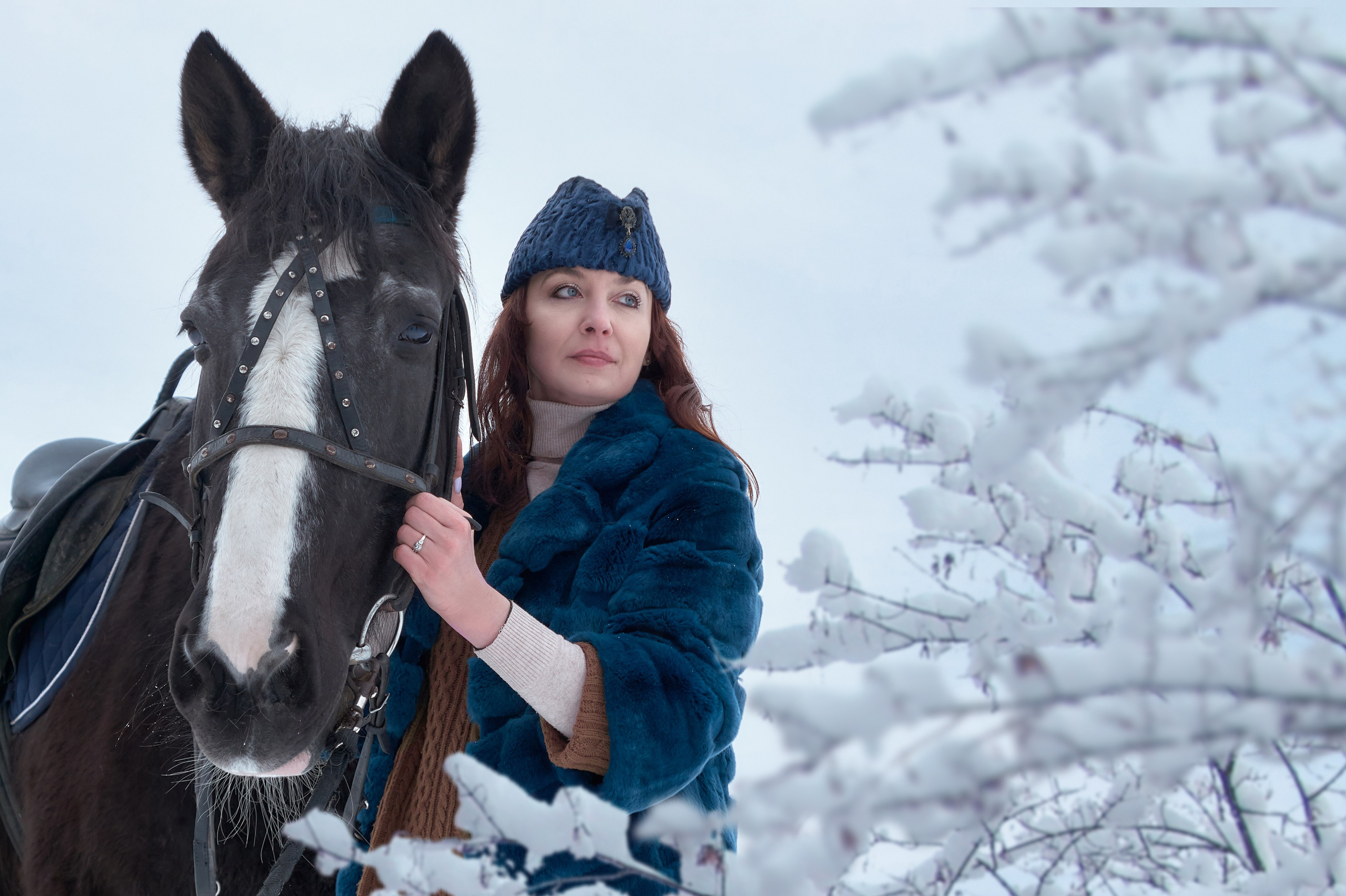 Зимняя фотосессия на улице. Идеи фотосесси зимой в лесу, с лошадью