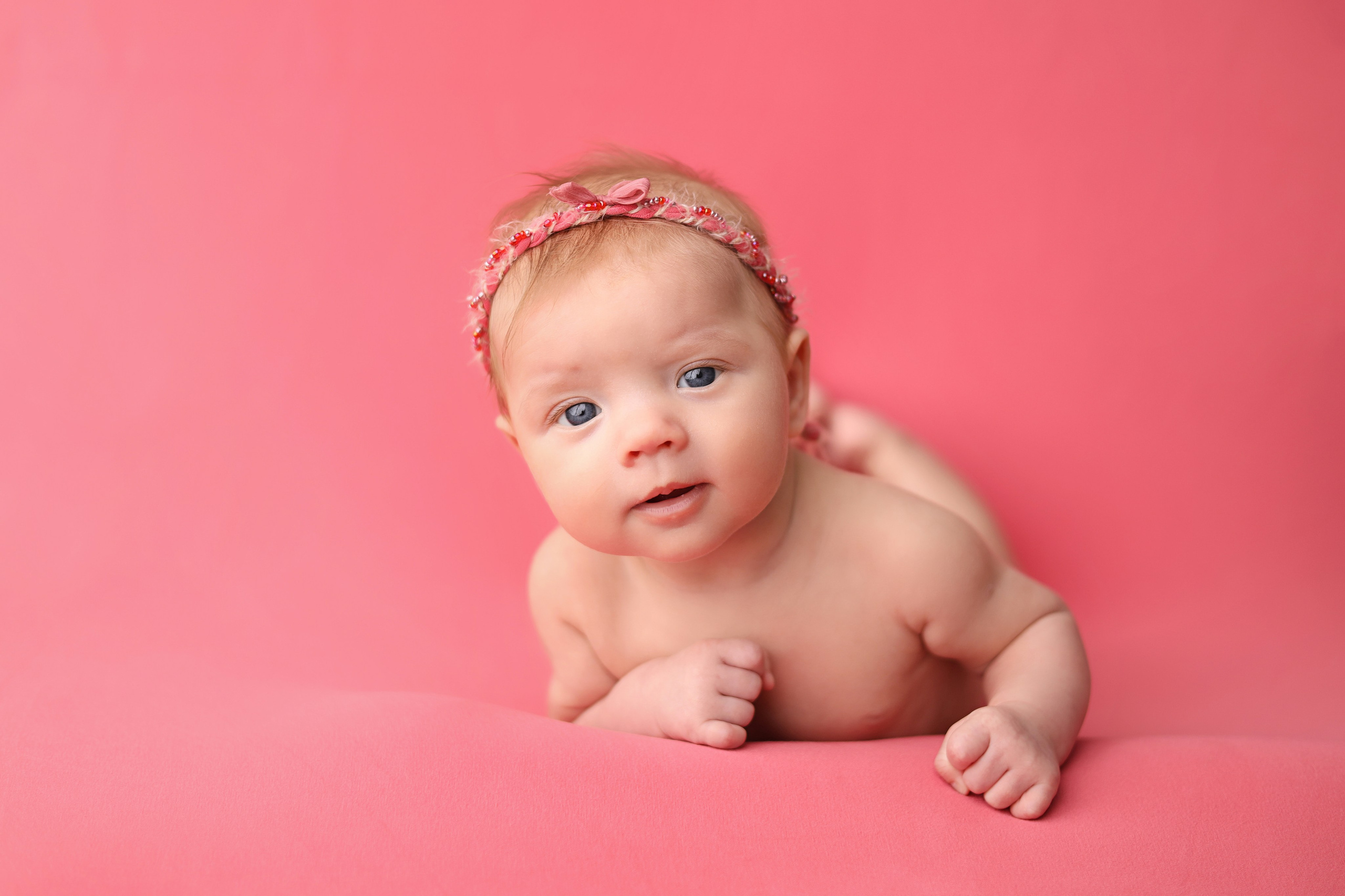 Катюше и Ксении 2 месяца. Фотограф новорожденных Москва. Ньюборн фотограф Москва