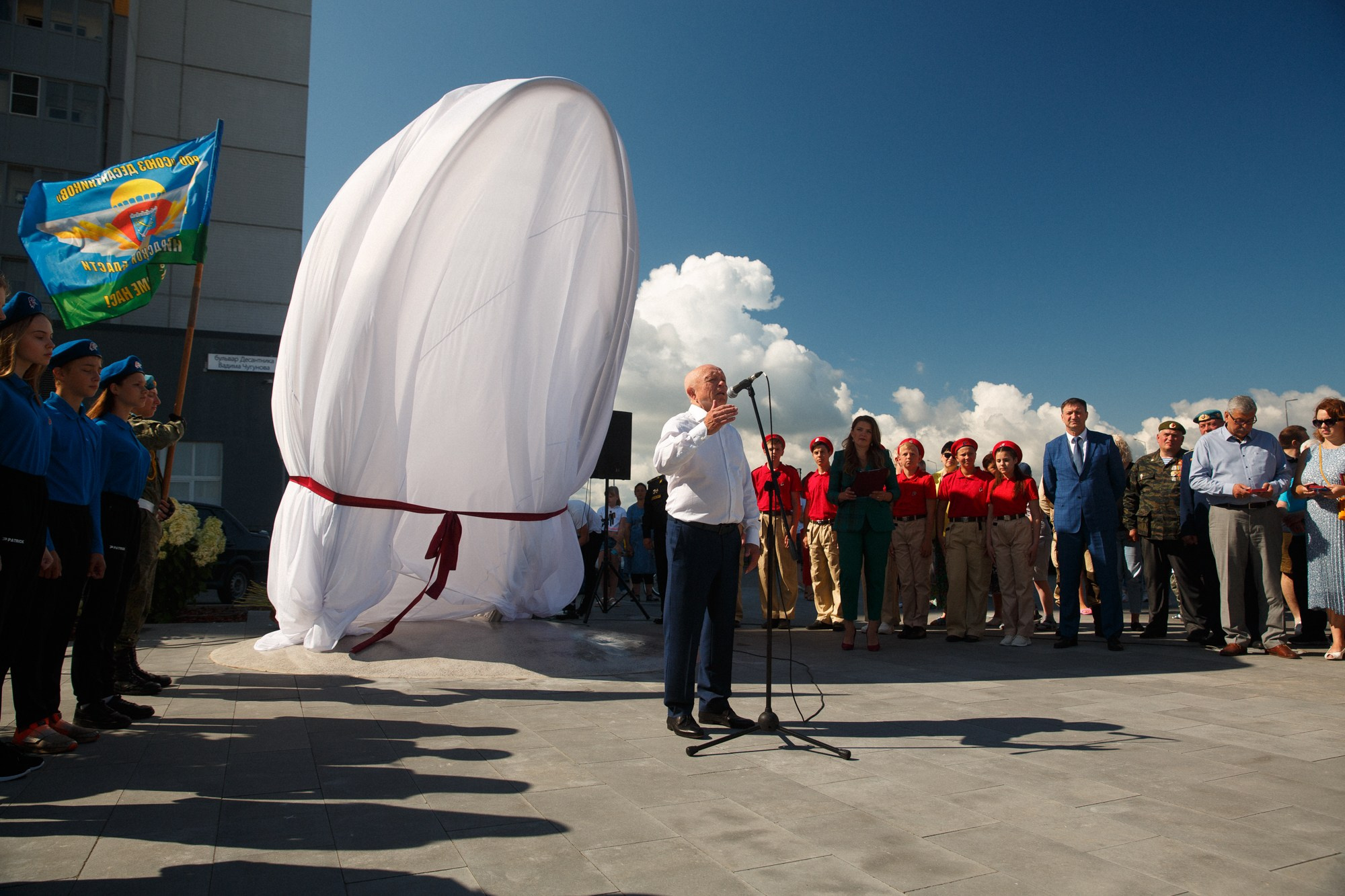 ОТКРЫТИЕ ПАМЯТНИКА. Рабочая сторона — бизнес портрет и репортаж в Санкт-Петербурге