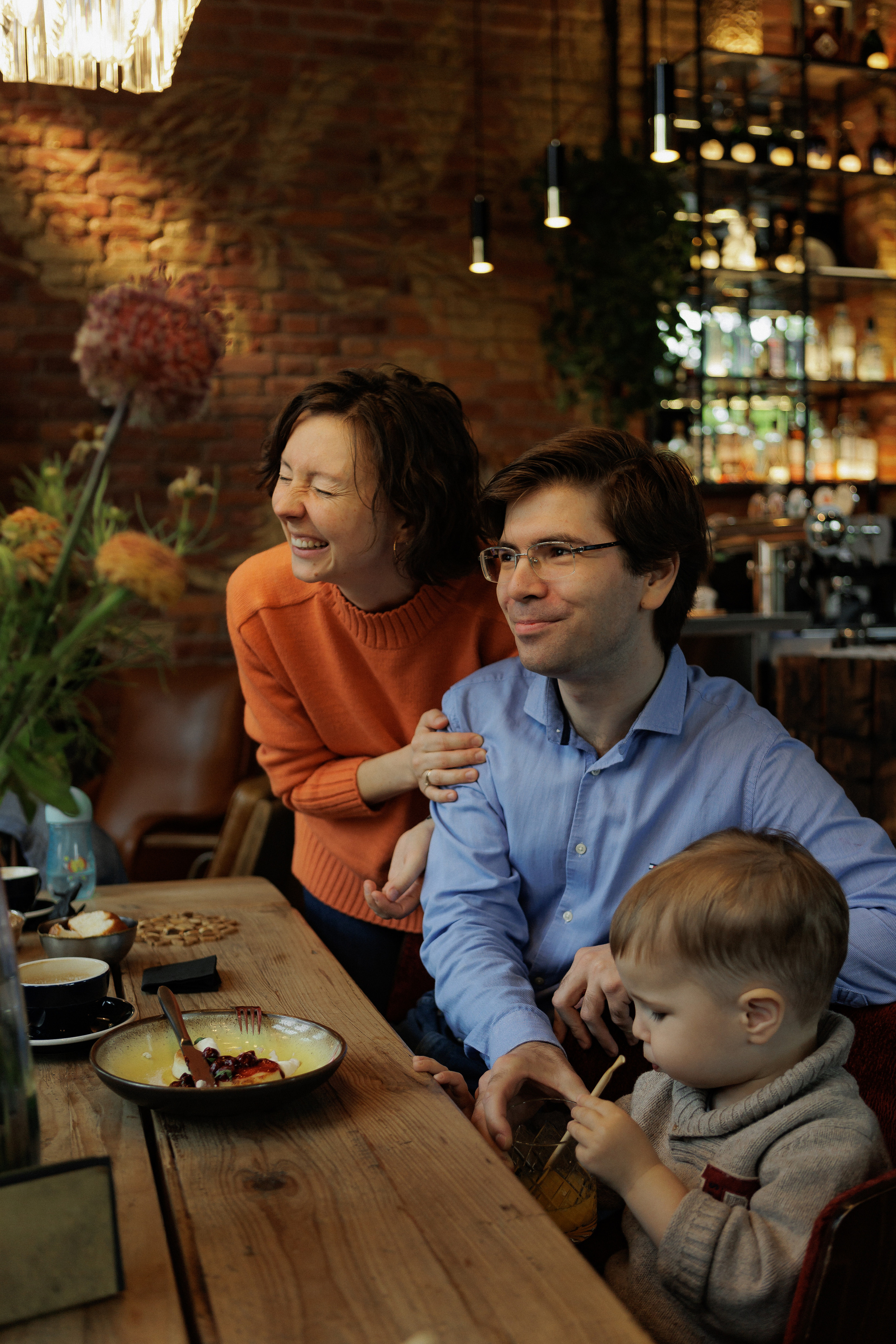 Семейная съемка спб, семейный завтрак в ресторане, фото с детьми, детская съемка спб, семейный фотограф Санкт-Петербург, Cococo bistro