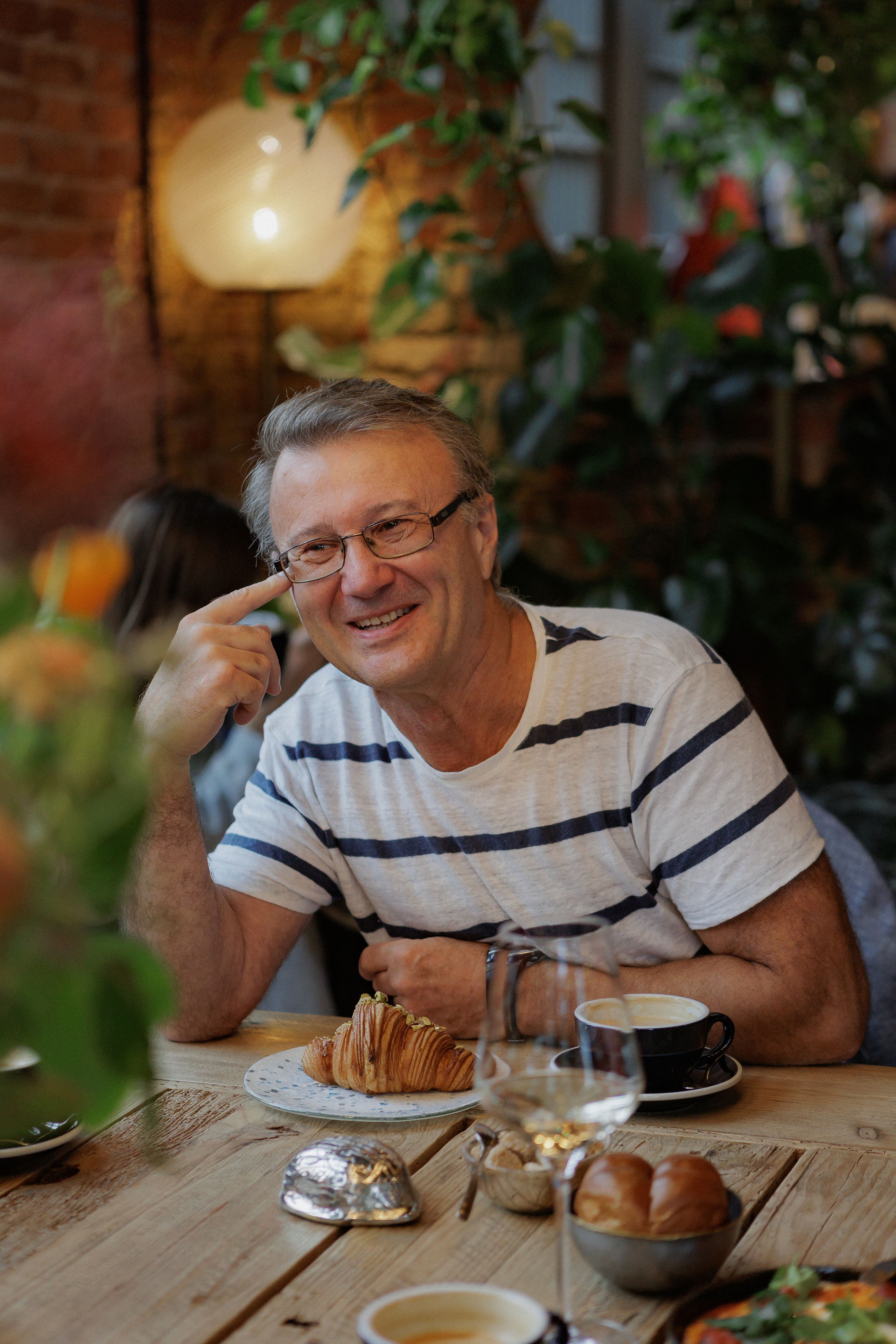 Семейная съемка спб, семейный завтрак в ресторане, фото с детьми, детская съемка спб, семейный фотограф Санкт-Петербург, Cococo bistro