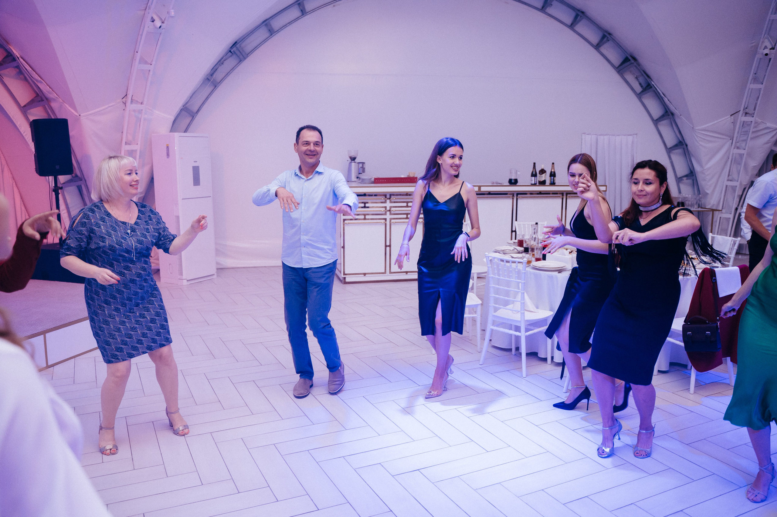 Ави Центр. Свадебный фотограф в Симферополе