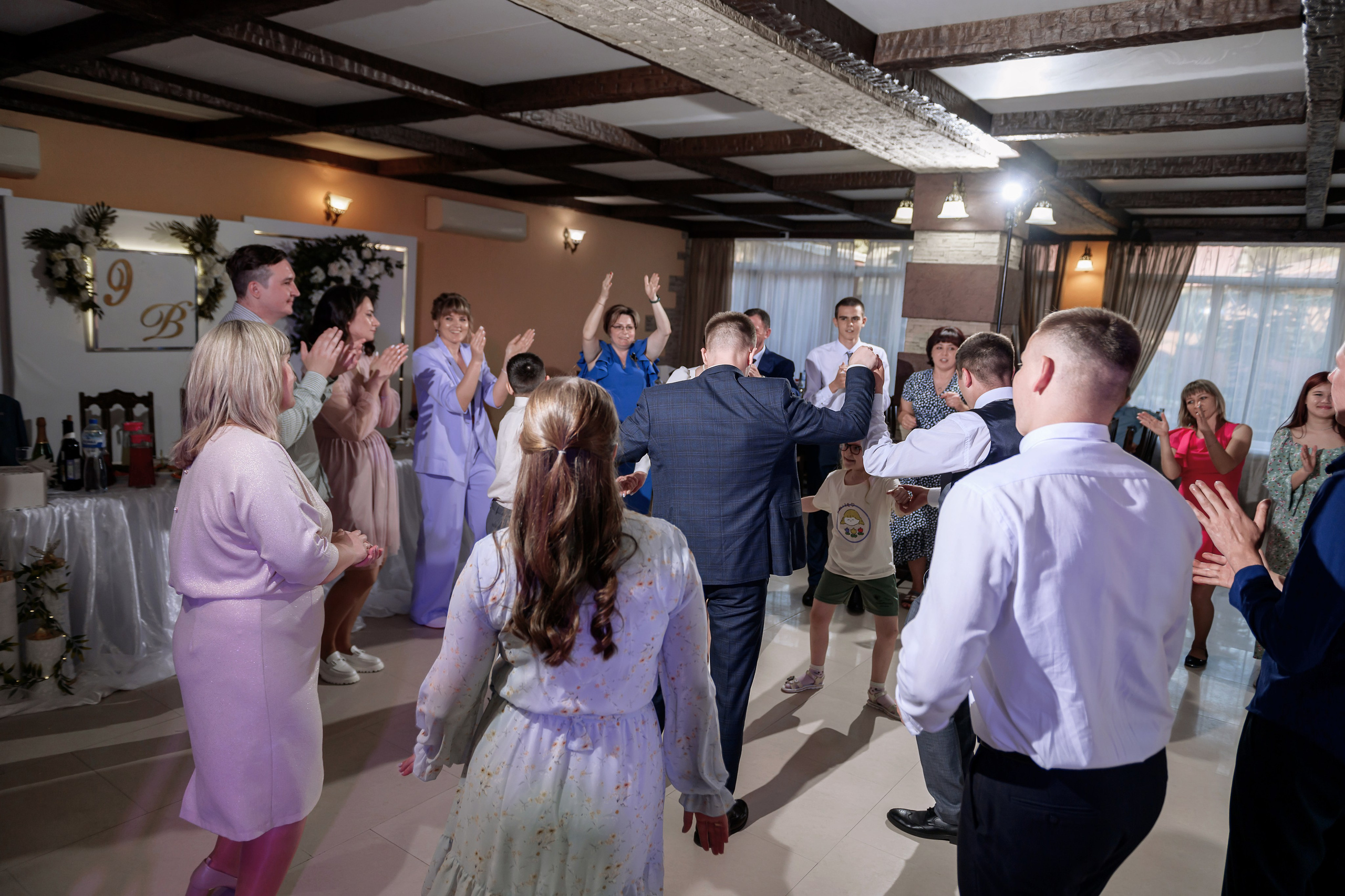 Эдуард и Виктория. Свадебный фотограф Белгород Валуйки Старый Оскол Воронеж