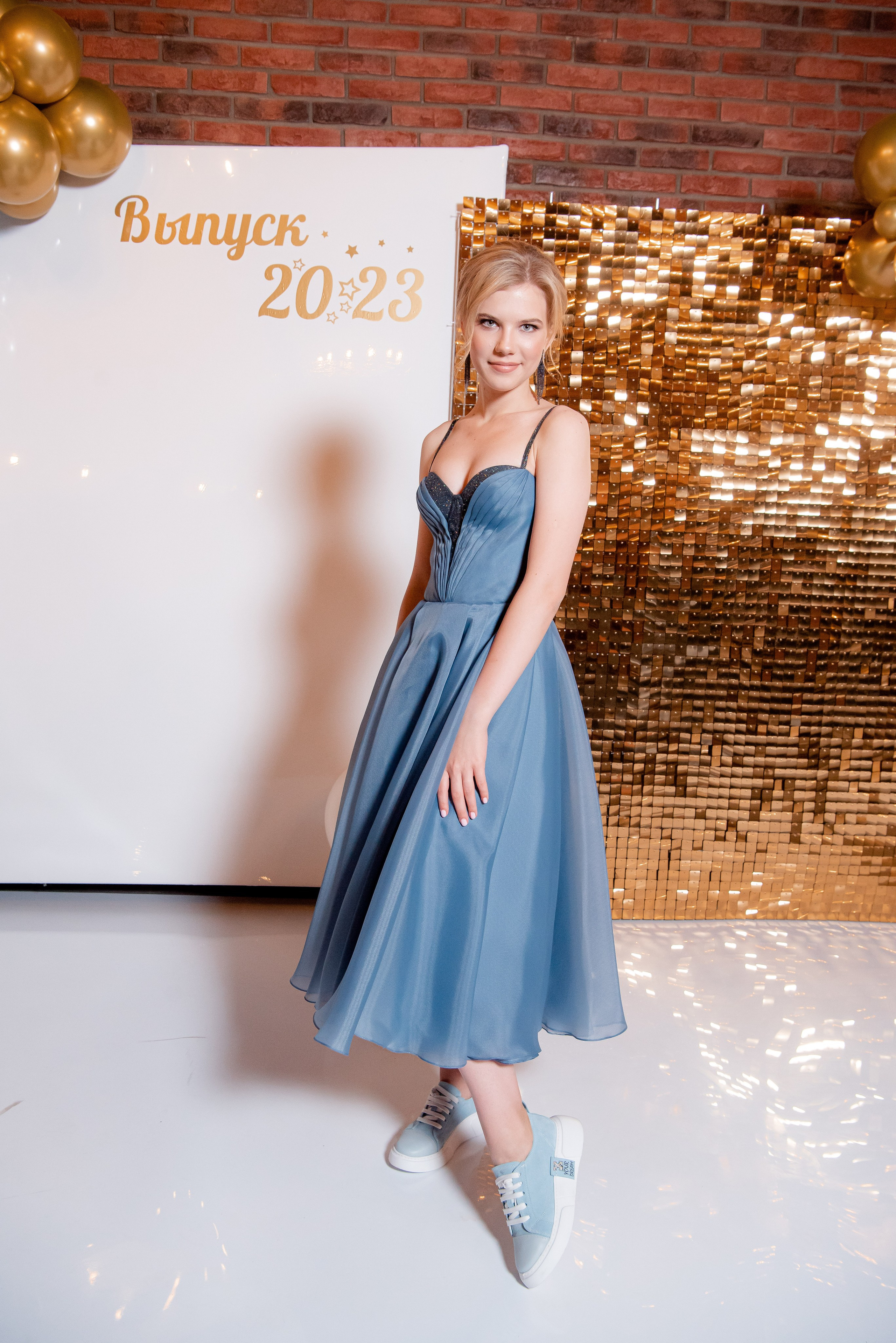 30 Школа. Вручение и Банкет. ДК Юбилейный и Банхоф. Фотограф в Волгограде и Волжском Александр Горбань