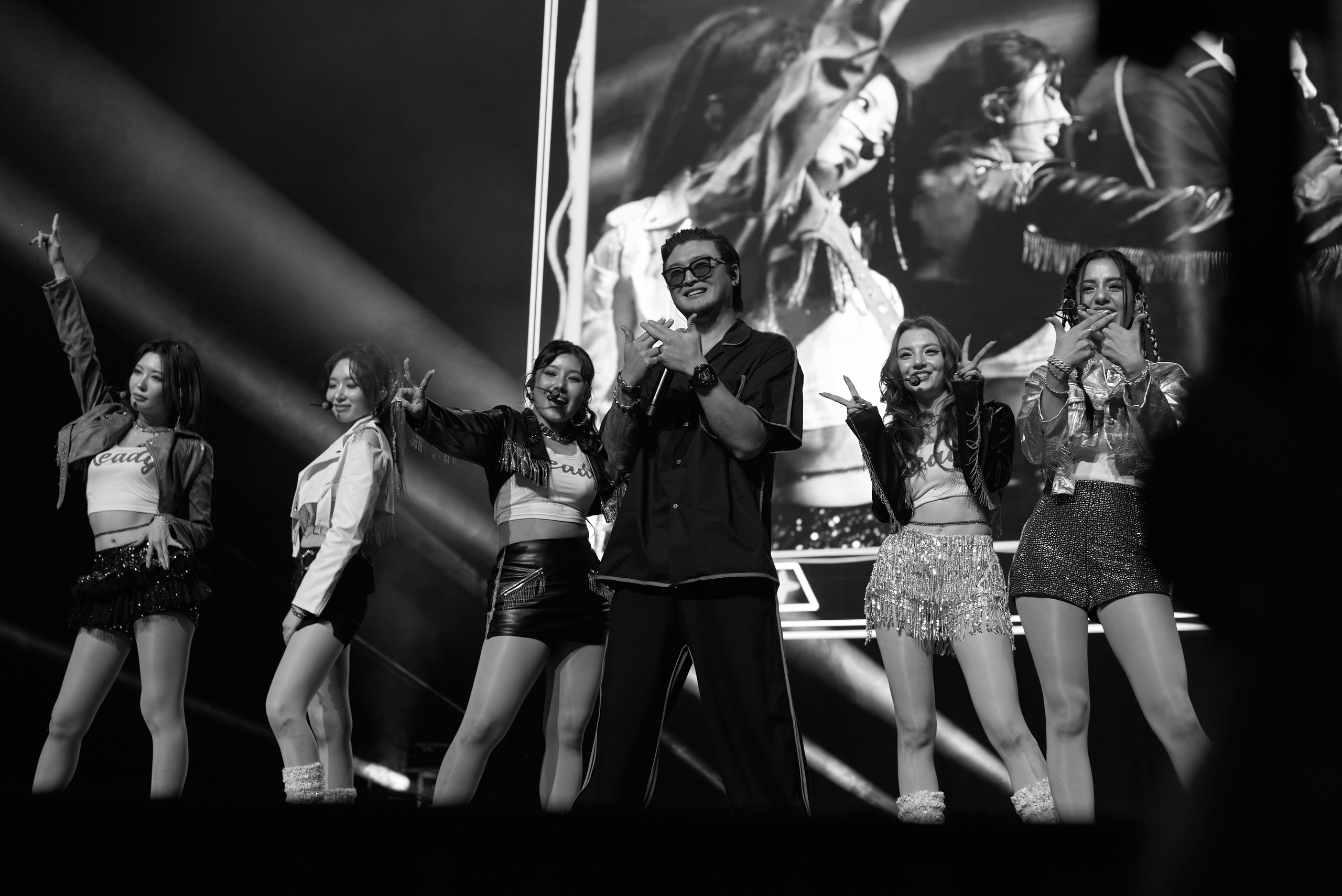 X: IN MOSCOW — MTS Live Hall. Photographer Bangkok — Pattaya | фотограф Бангкок — Паттайа