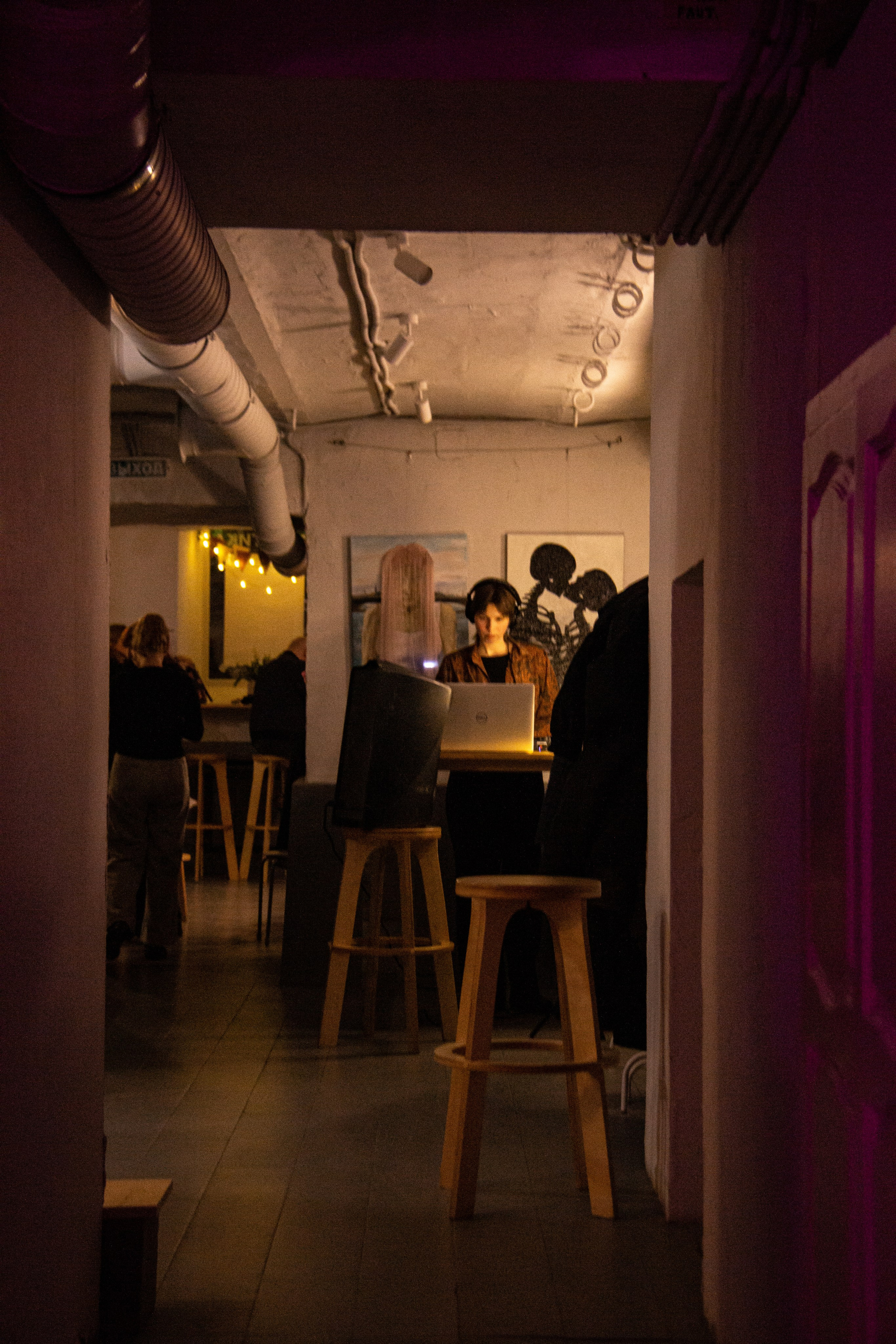 Кофейня Катартика, открытие выставки «Мистика» 3.10.2024. Janie valde | visual artist