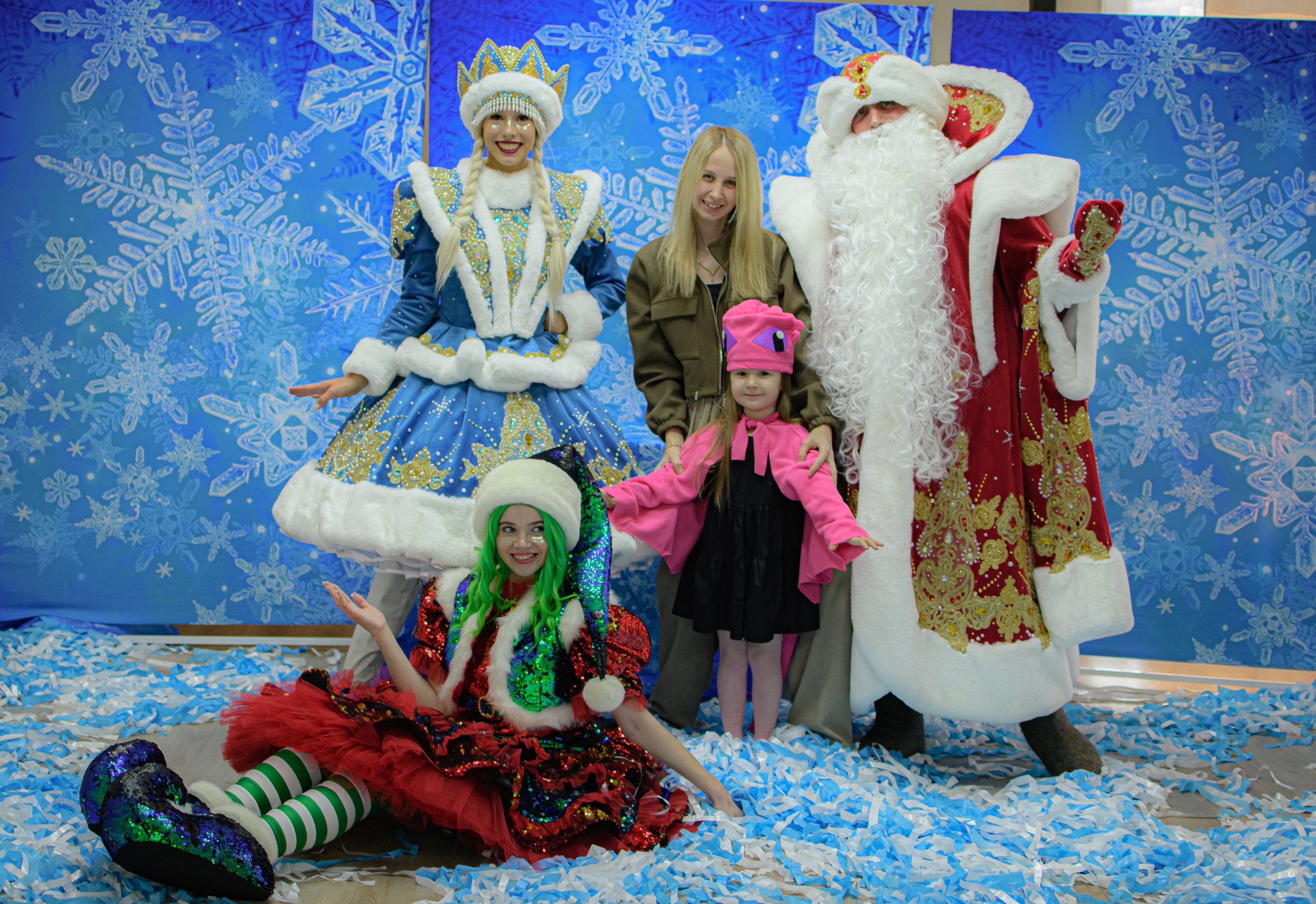 HAPPY NEW YEAR. Photokarish