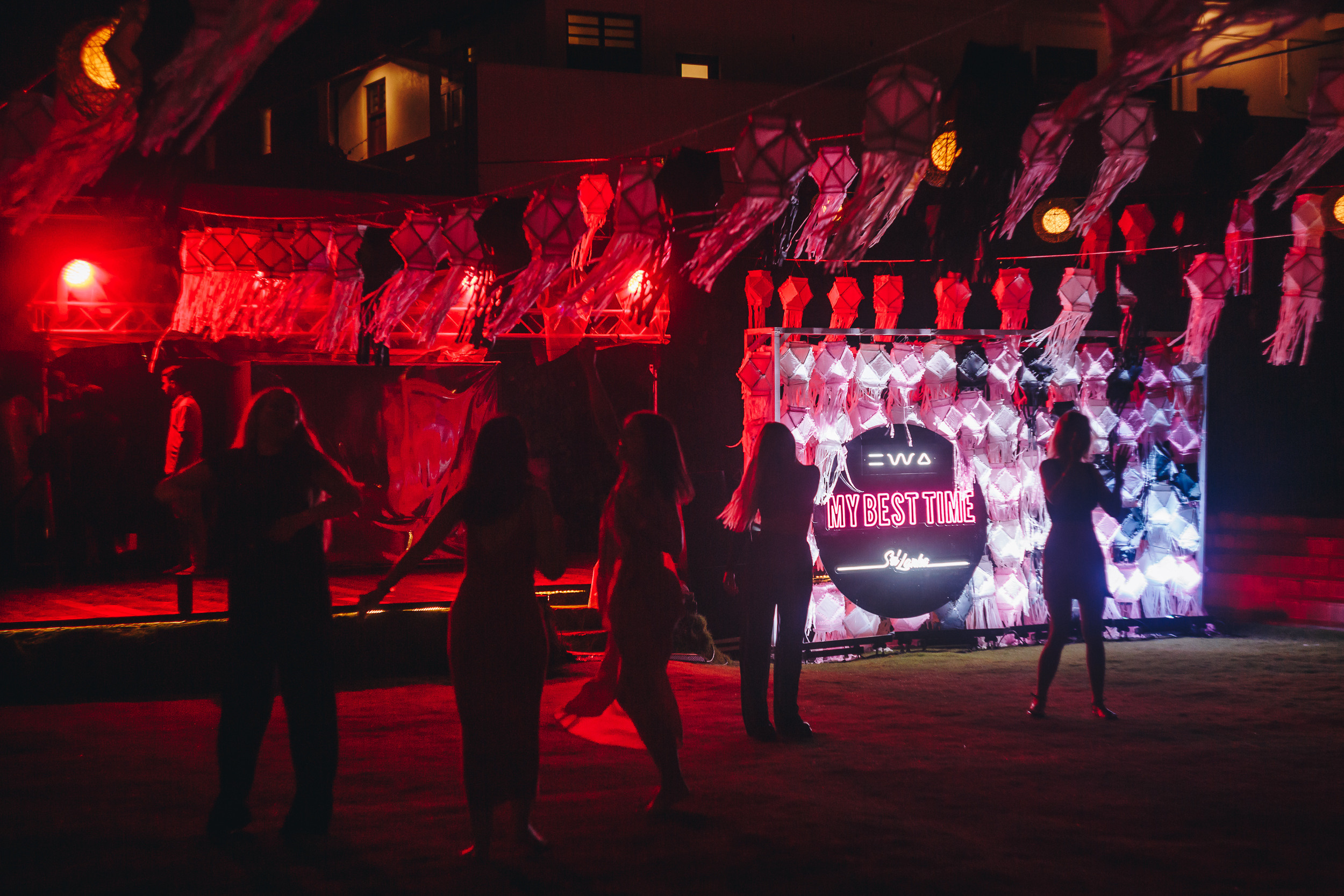 Вечеринка в W15 (Велигама, Шри-Ланка). Фотограф Марина Каныгина (Федосеева)