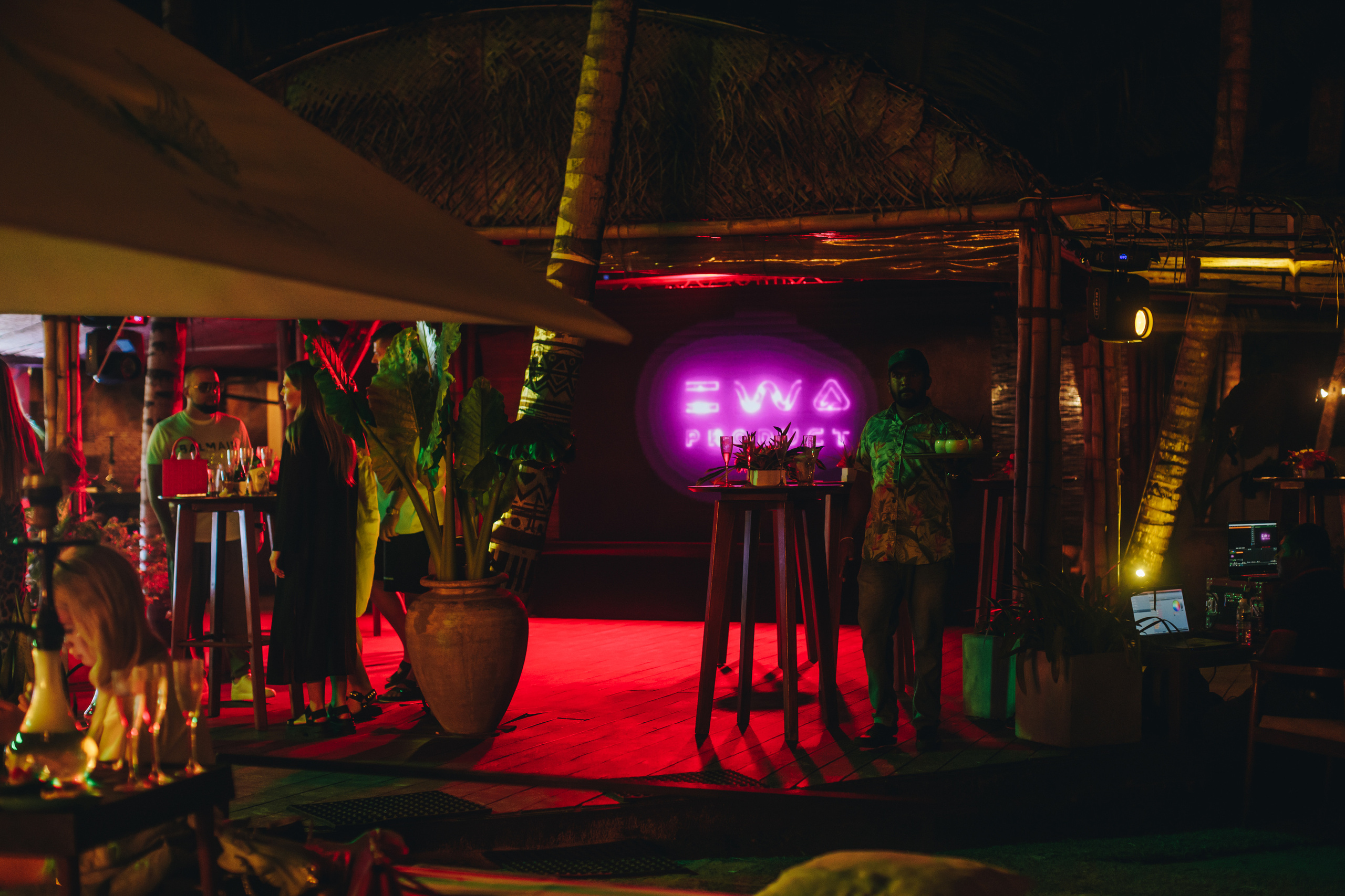 Вечеринка компании EWA в Angel Beach (Унаватуна, Шри-Ланка). Фотограф Марина Каныгина (Федосеева)