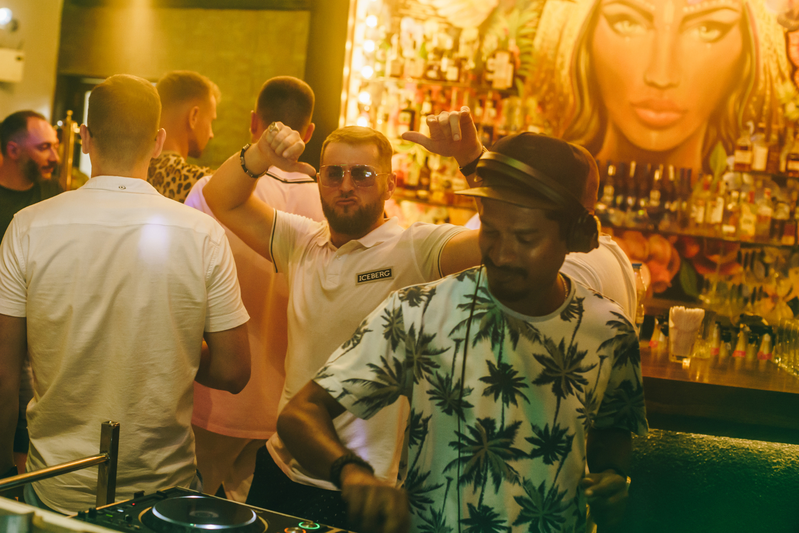 Вечеринка компании EWA в Angel Beach (Унаватуна, Шри-Ланка). Фотограф Марина Каныгина (Федосеева)