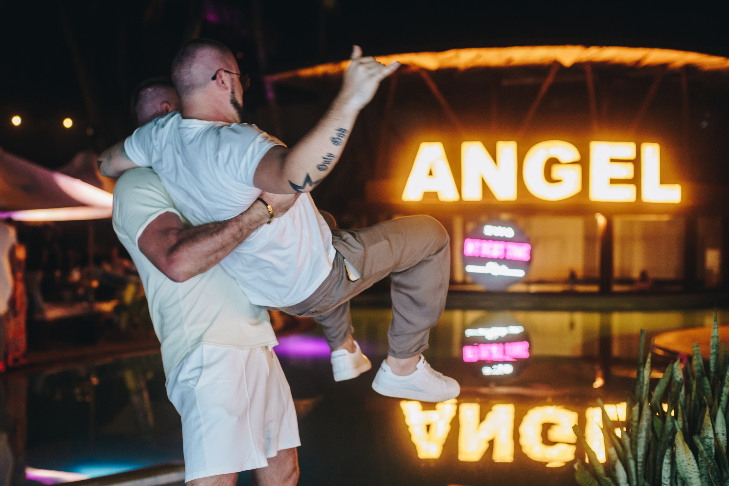 Вечеринка компании EWA в Angel Beach (Унаватуна, Шри-Ланка). Фотограф Марина Каныгина (Федосеева)