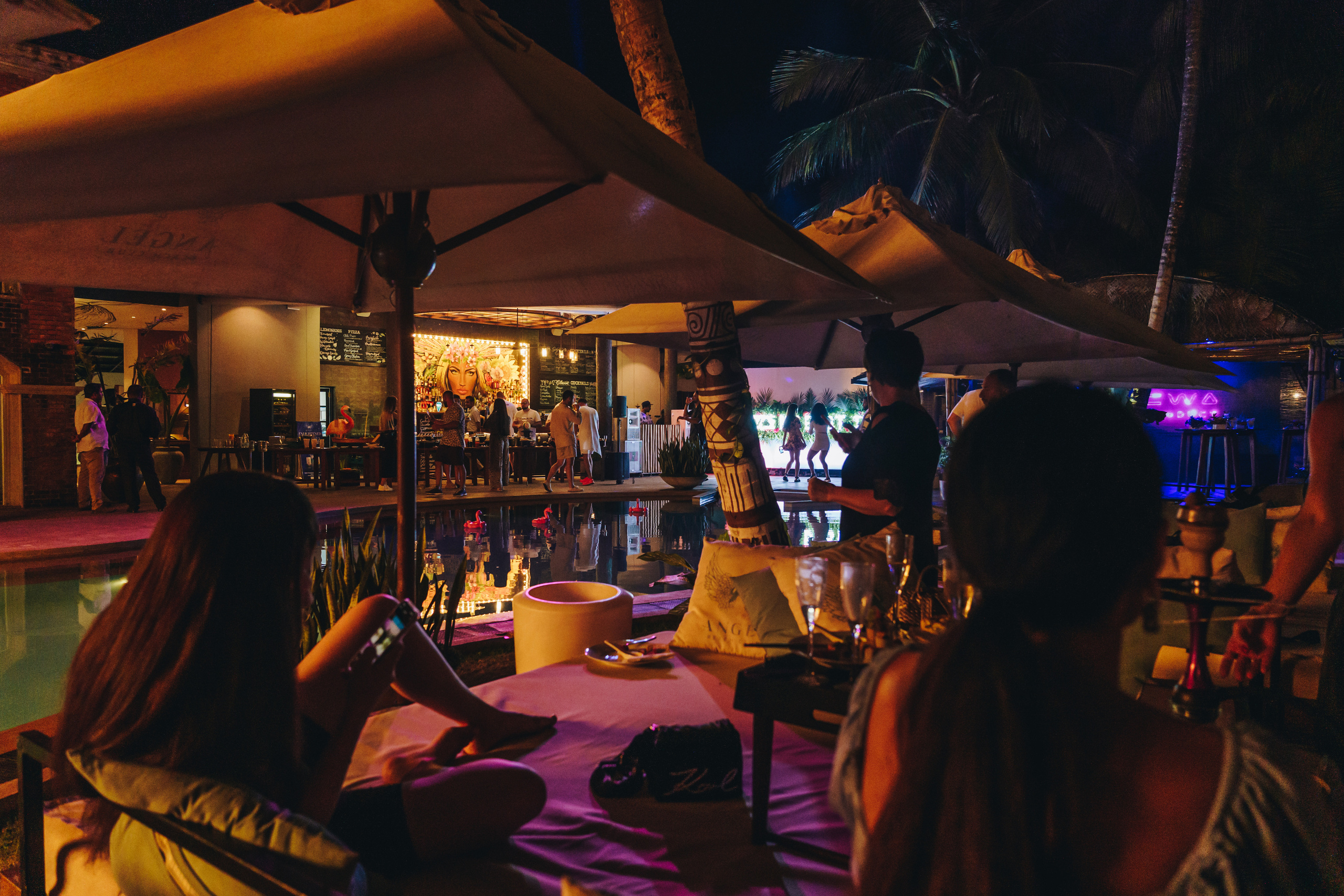 Вечеринка компании EWA в Angel Beach (Унаватуна, Шри-Ланка). Фотограф Марина Каныгина (Федосеева)