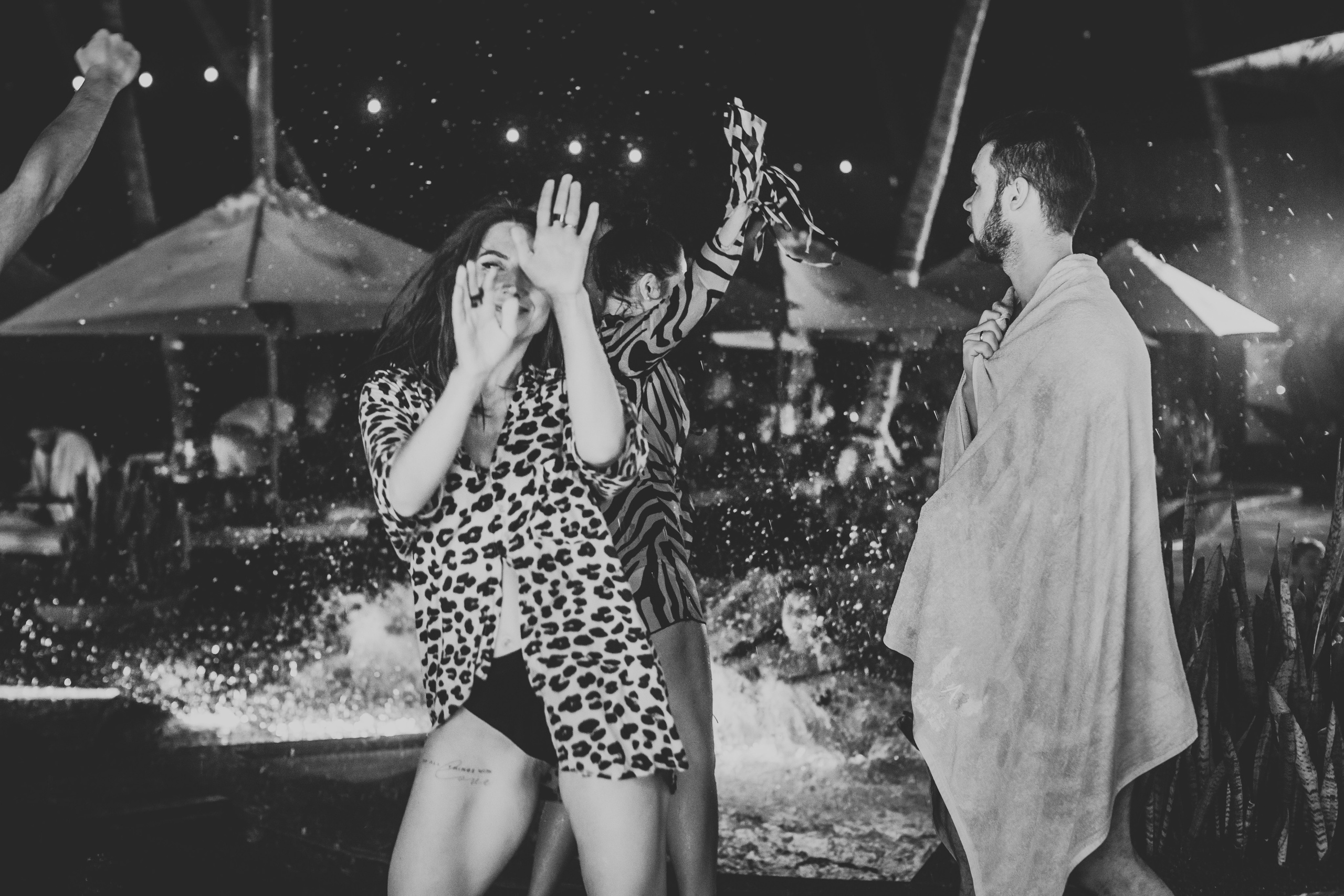 Вечеринка компании EWA в Angel Beach (Унаватуна, Шри-Ланка). Фотограф Марина Каныгина (Федосеева)