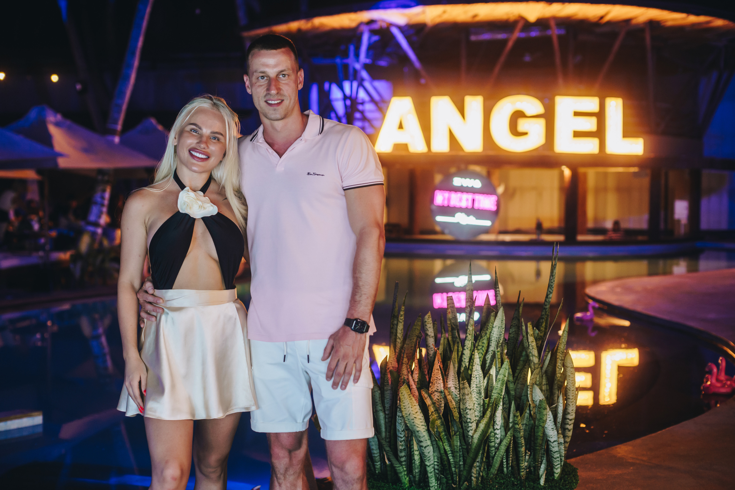 Вечеринка компании EWA в Angel Beach (Унаватуна, Шри-Ланка). Фотограф Марина Каныгина (Федосеева)