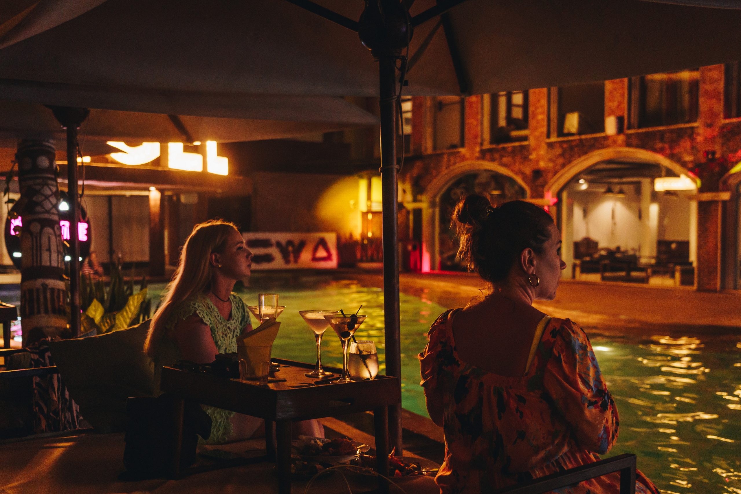 Вечеринка компании EWA в Angel Beach (Унаватуна, Шри-Ланка). Фотограф Марина Каныгина (Федосеева)