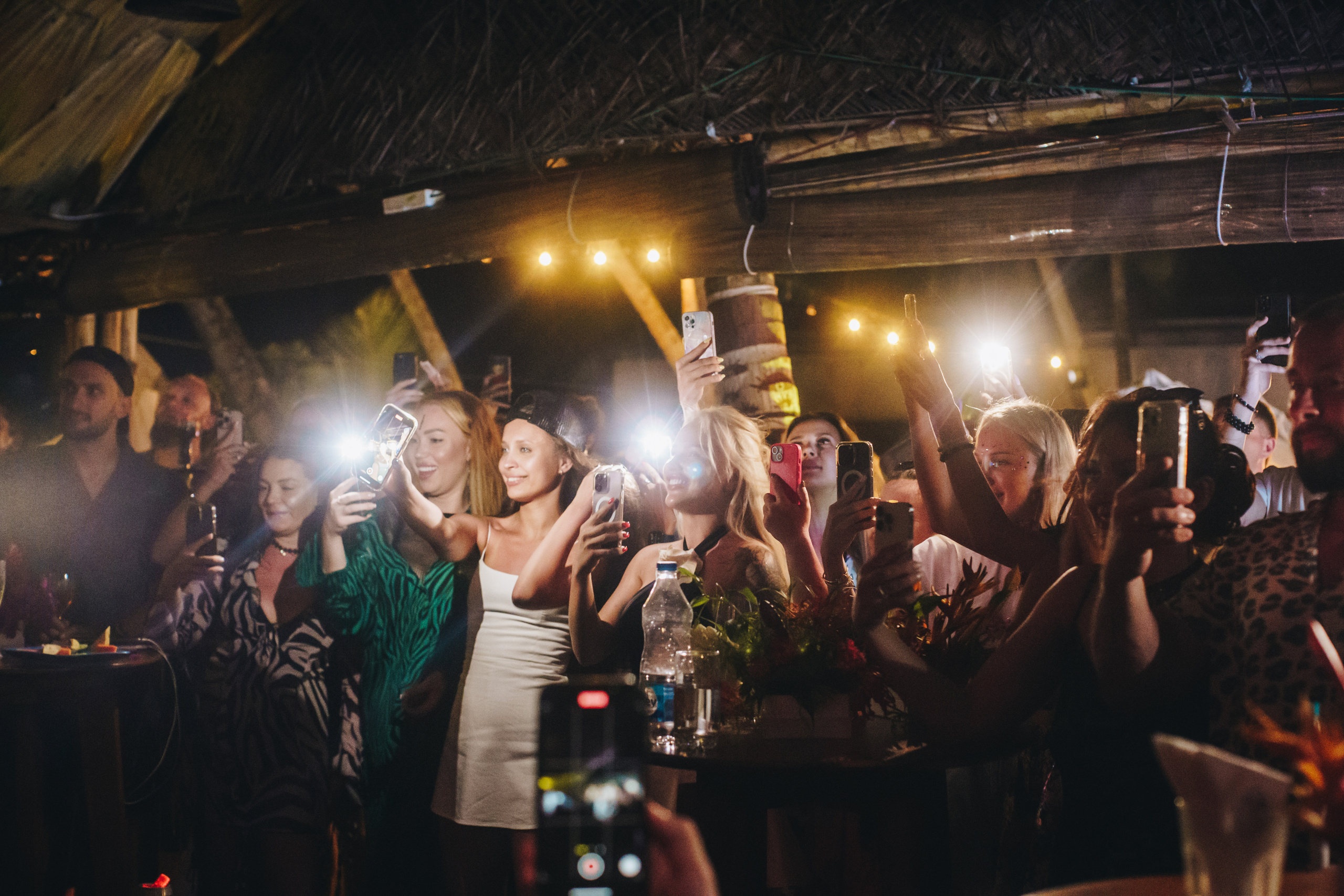 Вечеринка компании EWA в Angel Beach (Унаватуна, Шри-Ланка). Фотограф Марина Каныгина (Федосеева)