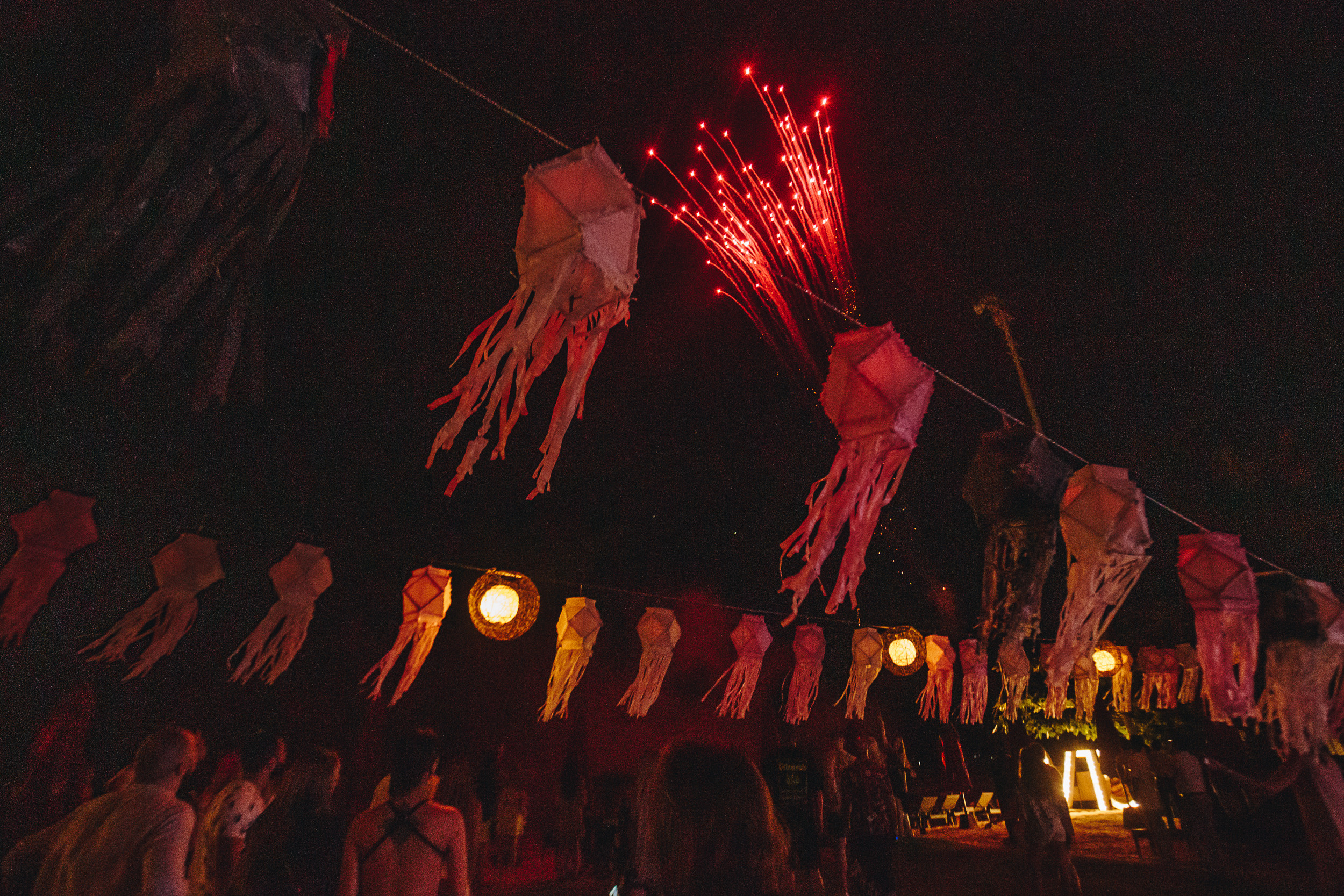 Вечеринка в W15 (Велигама, Шри-Ланка). Фотограф Марина Каныгина (Федосеева)