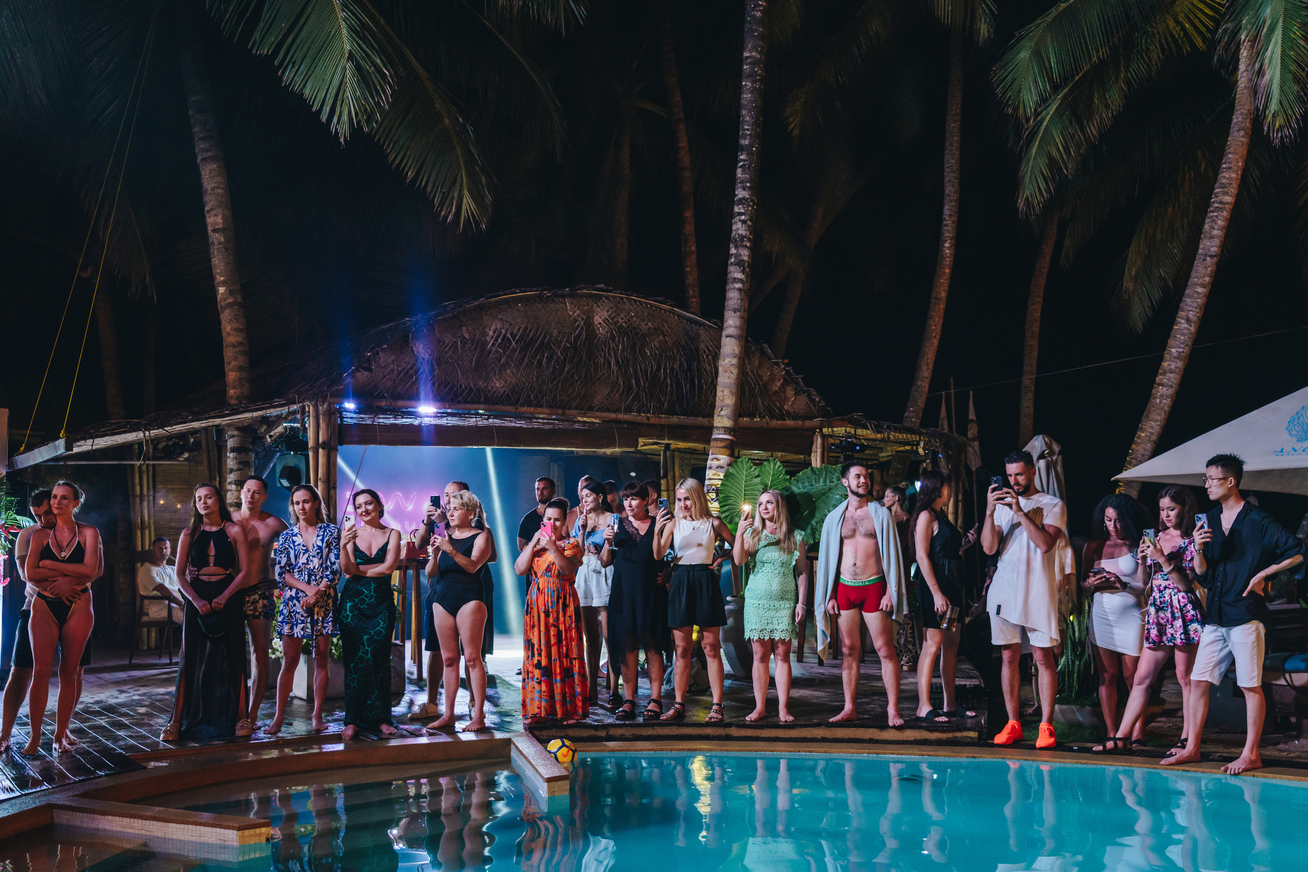 Вечеринка компании EWA в Angel Beach (Унаватуна, Шри-Ланка). Фотограф Марина Каныгина (Федосеева)