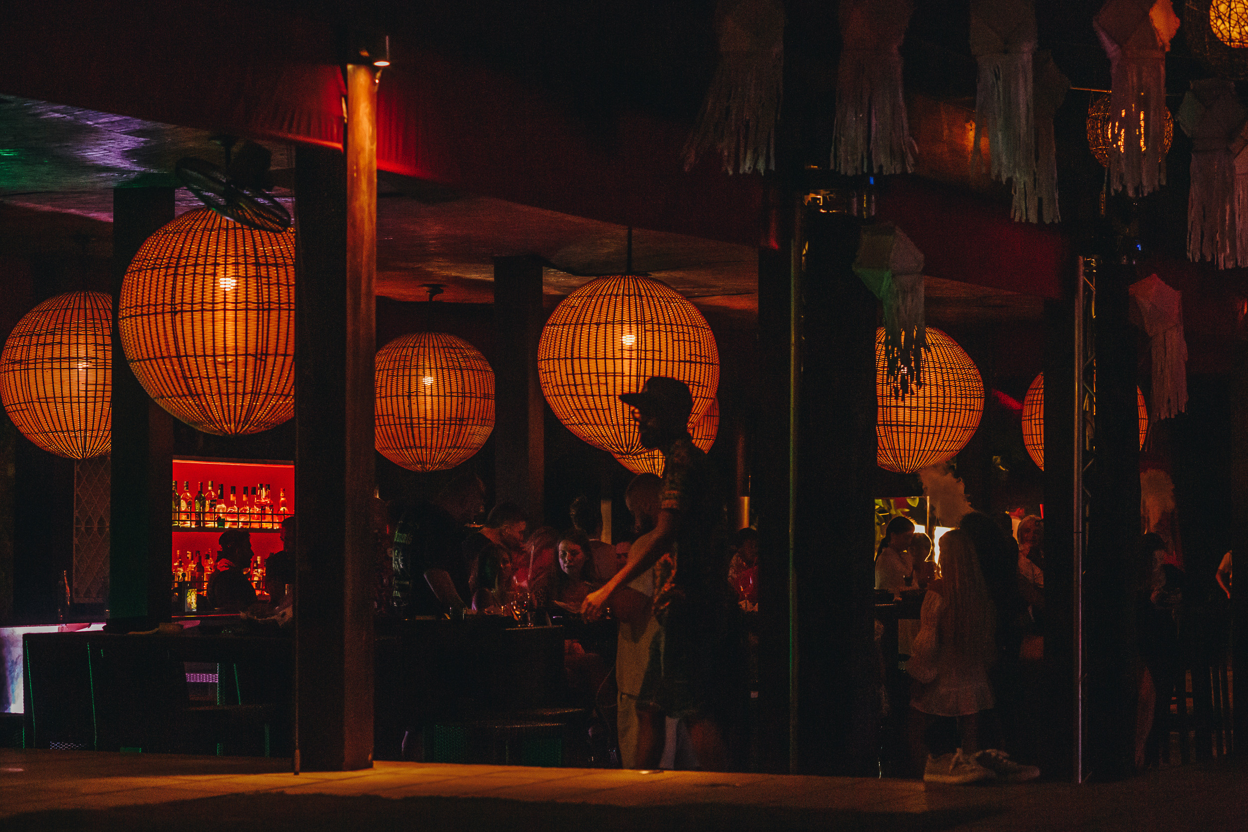 Вечеринка в W15 (Велигама, Шри-Ланка). Фотограф Марина Каныгина (Федосеева)