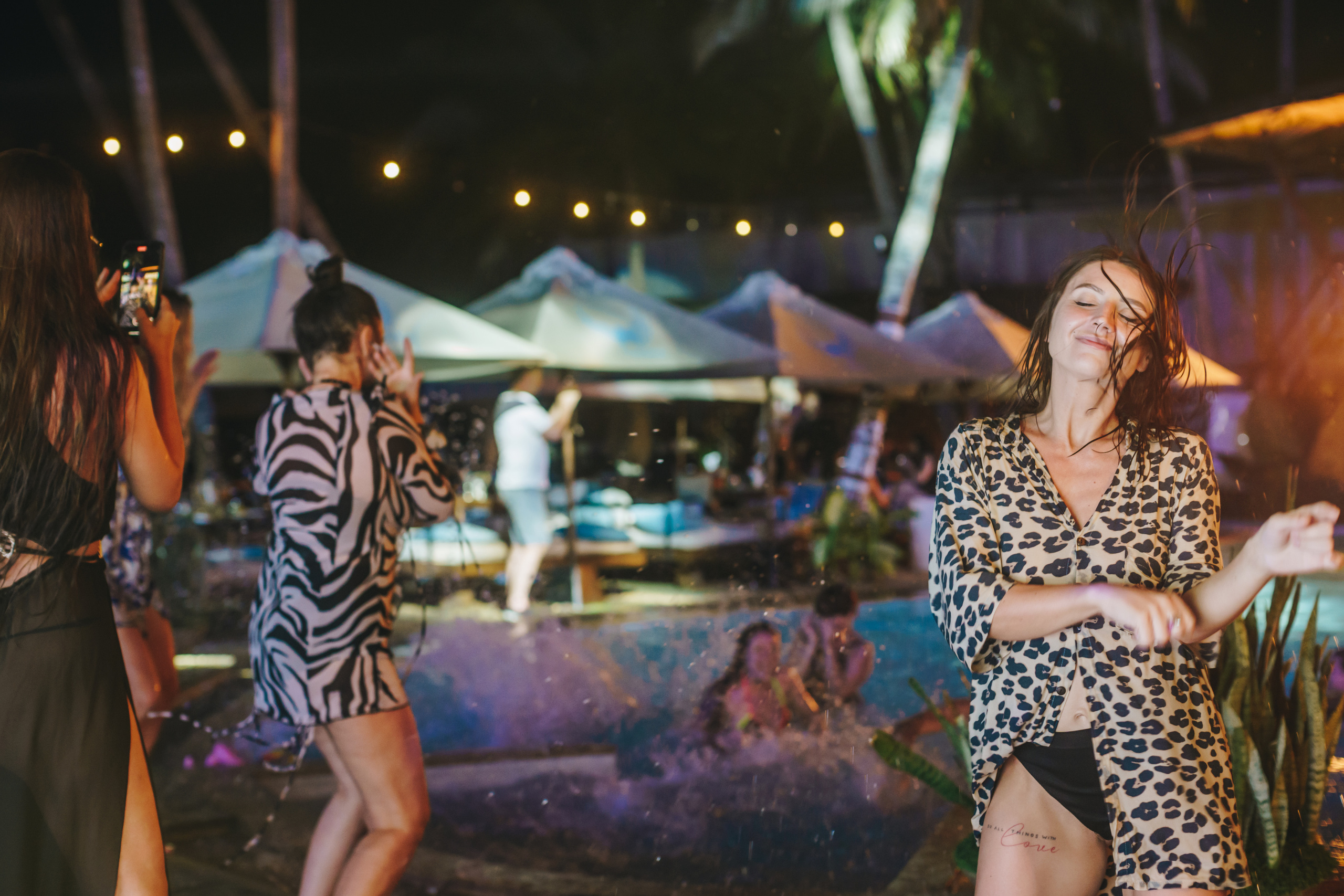 Вечеринка компании EWA в Angel Beach (Унаватуна, Шри-Ланка). Фотограф Марина Каныгина (Федосеева)