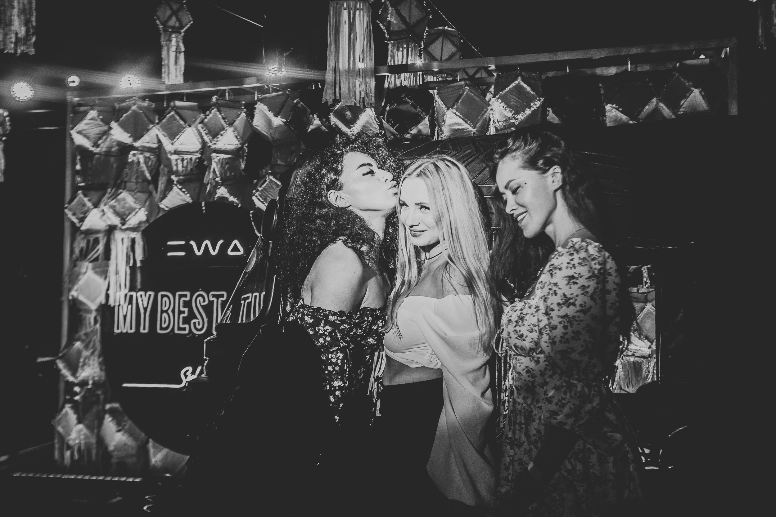 Вечеринка в W15 (Велигама, Шри-Ланка). Фотограф Марина Каныгина (Федосеева)