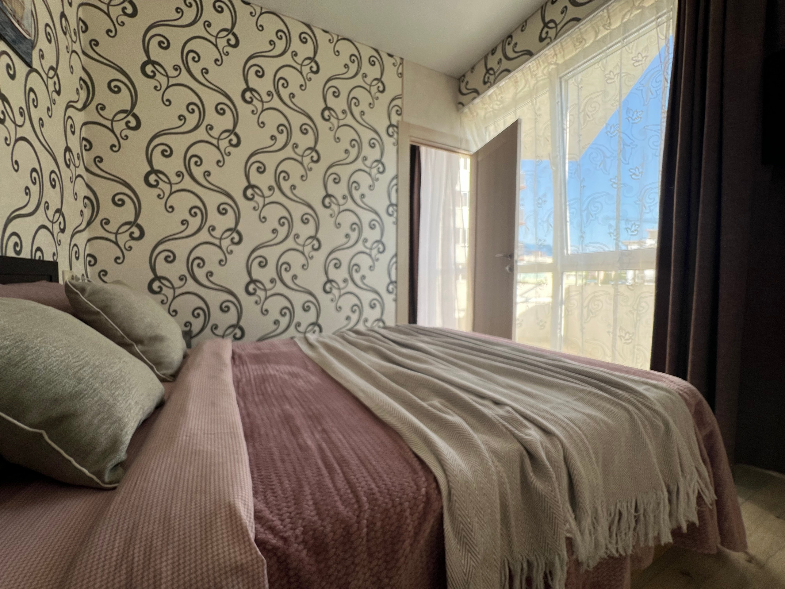 Светлая, уютная квартира рядом с морем!. Квартиры посуточно, длительно в Сочи, LARA APART GROUP